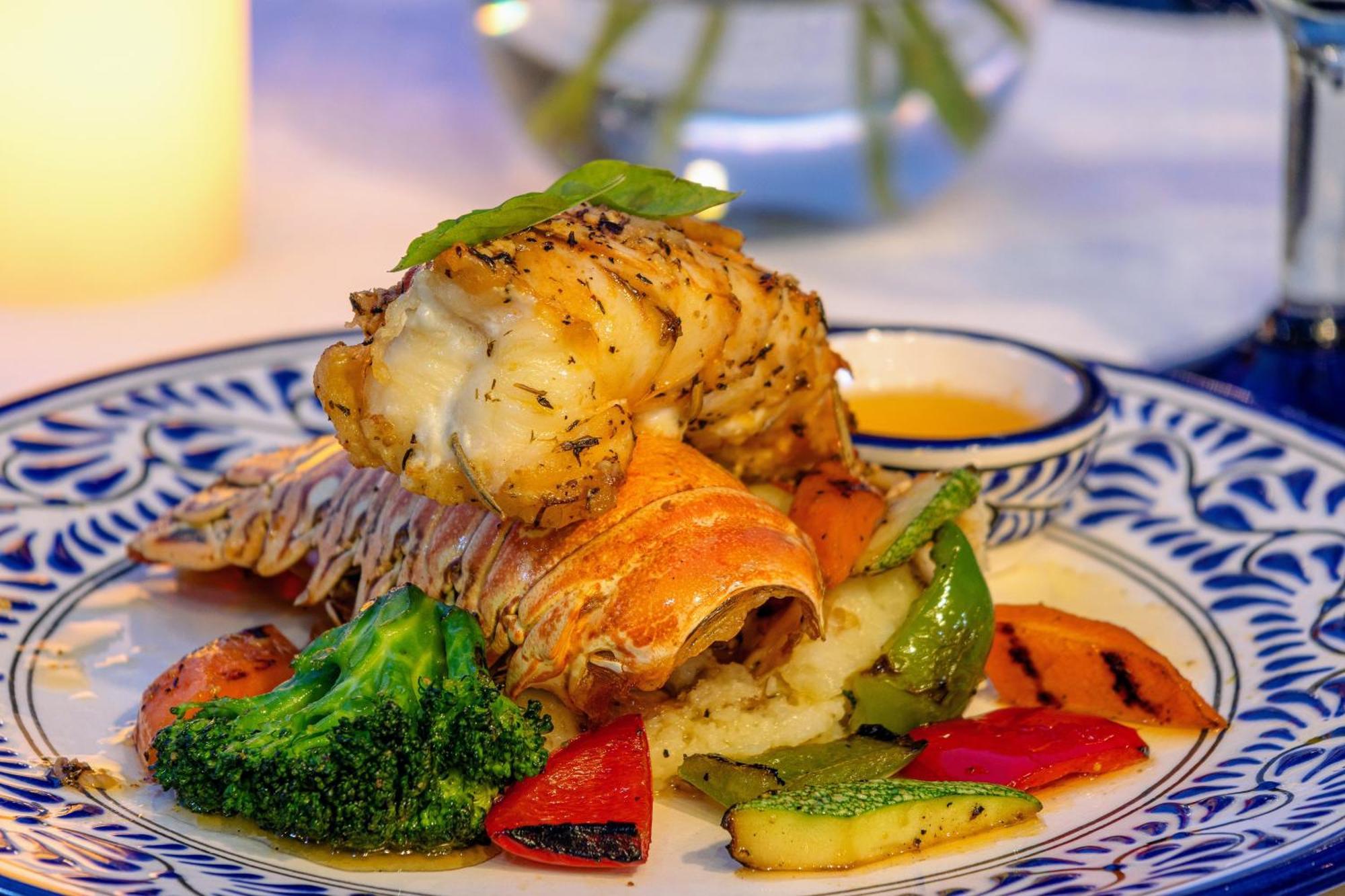 Deluxe Room,1688908595:JPEG