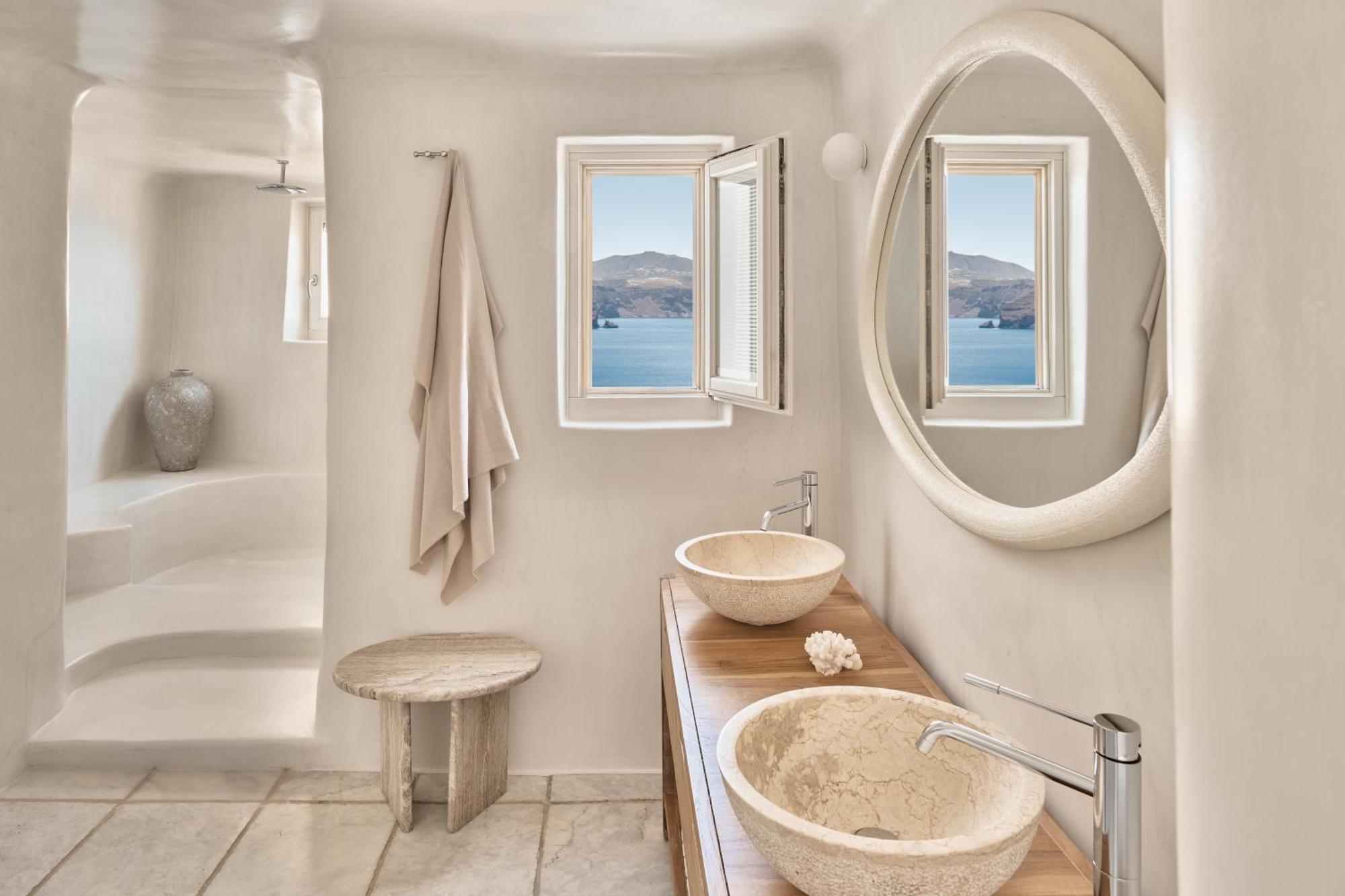 Vibrant Suite 1 Bedroom Junior Suite 1 King Caldera view