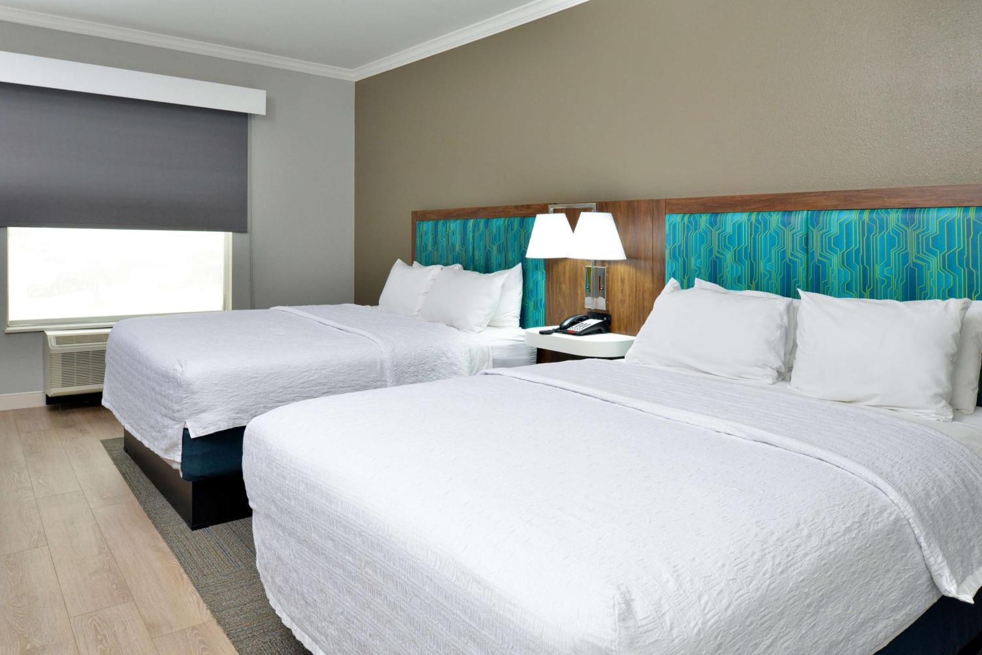 Room with Two Queen Beds - Non-Smoking,1619171498:JPEG