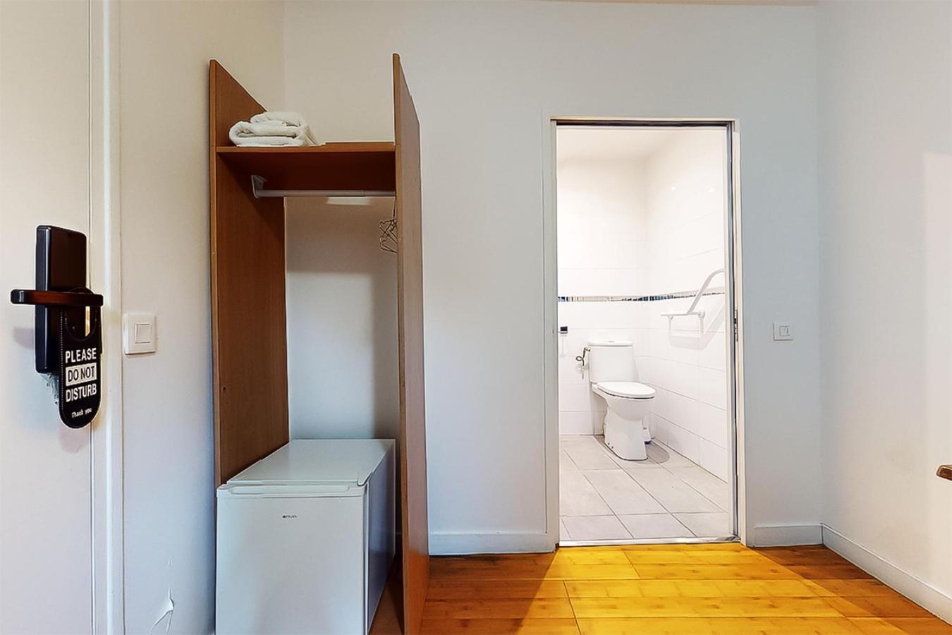 Chambre Double - Accessible aux Personnes à Mobilité Réduite