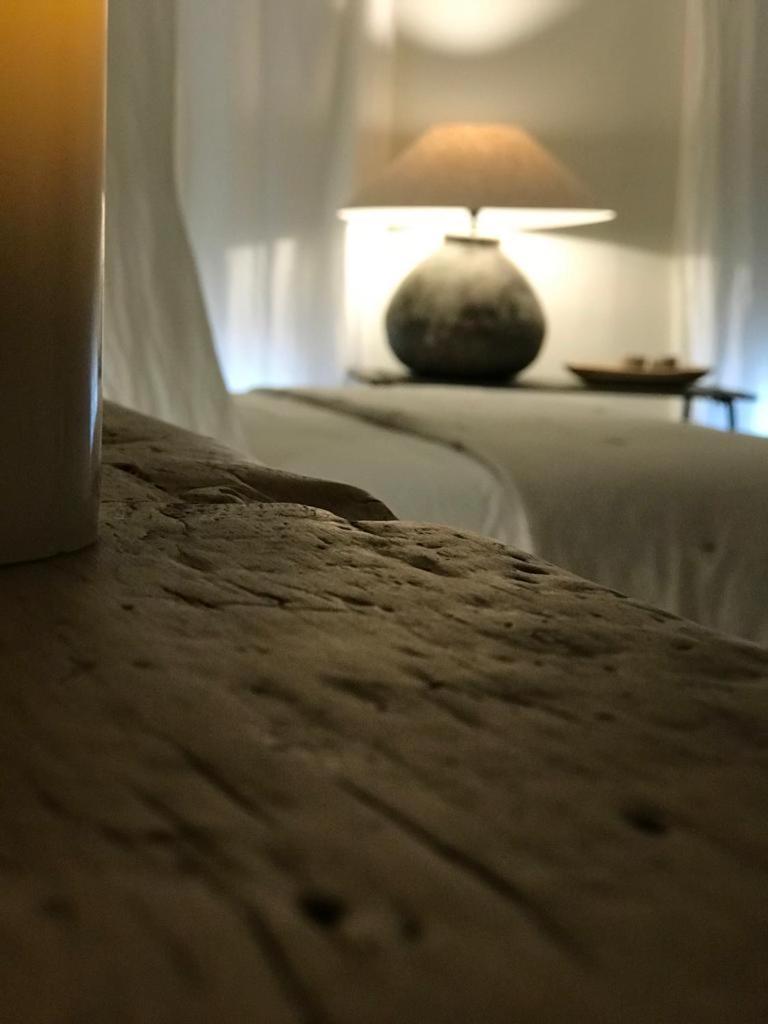 Deluxe Double Room Mallorca king-size bed