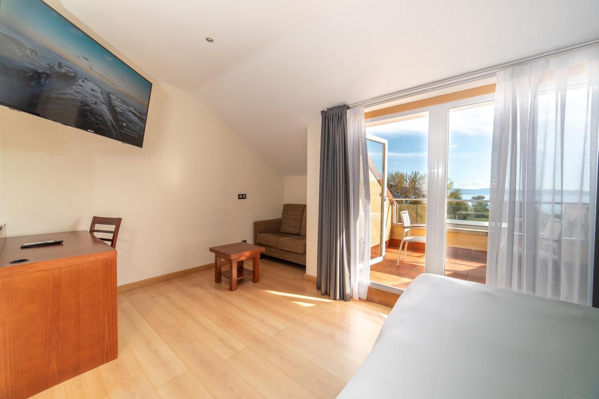 Deluxe Double Room Terrace Sea View