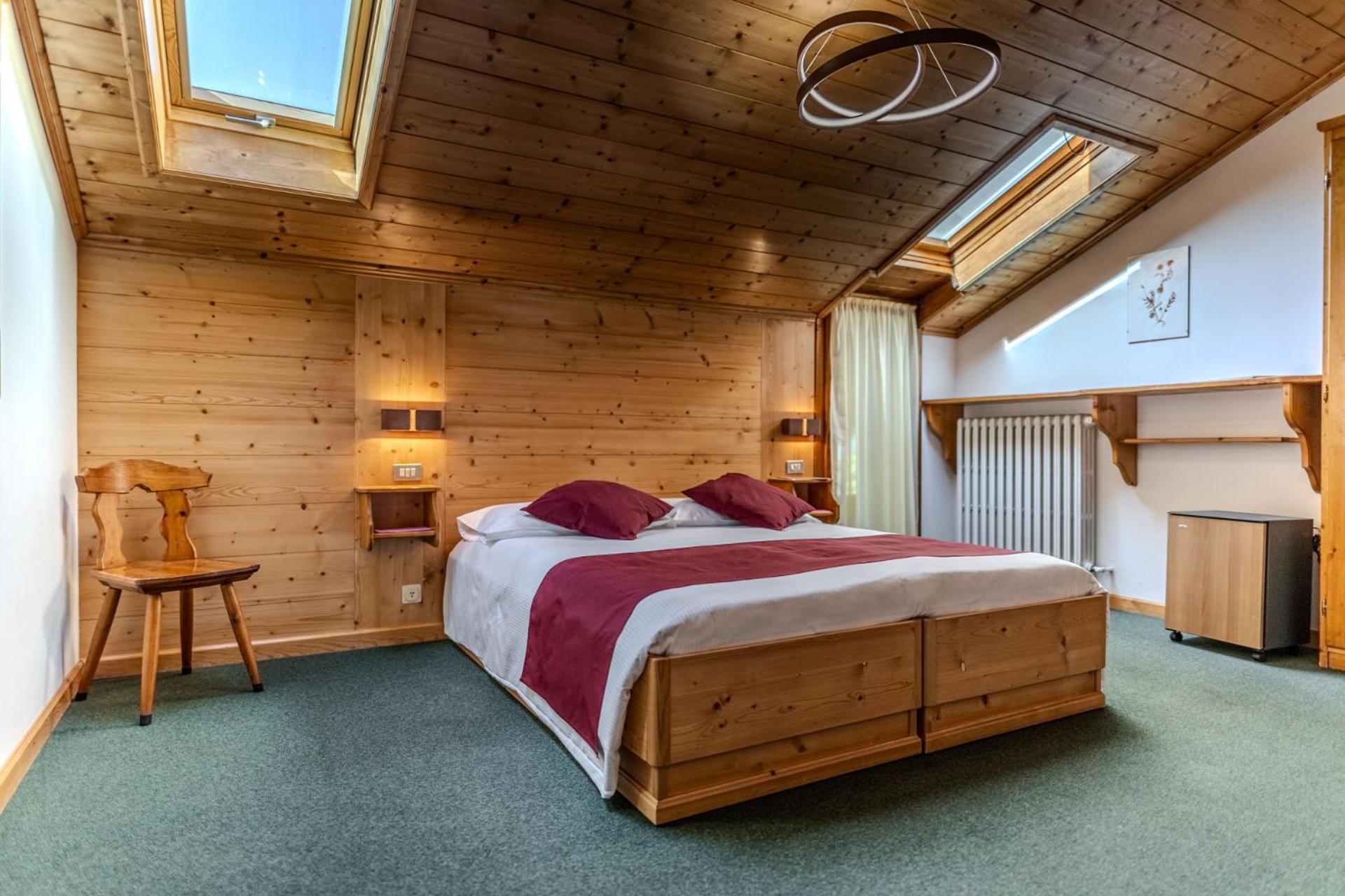 Triple Room,1622150518:JPEG