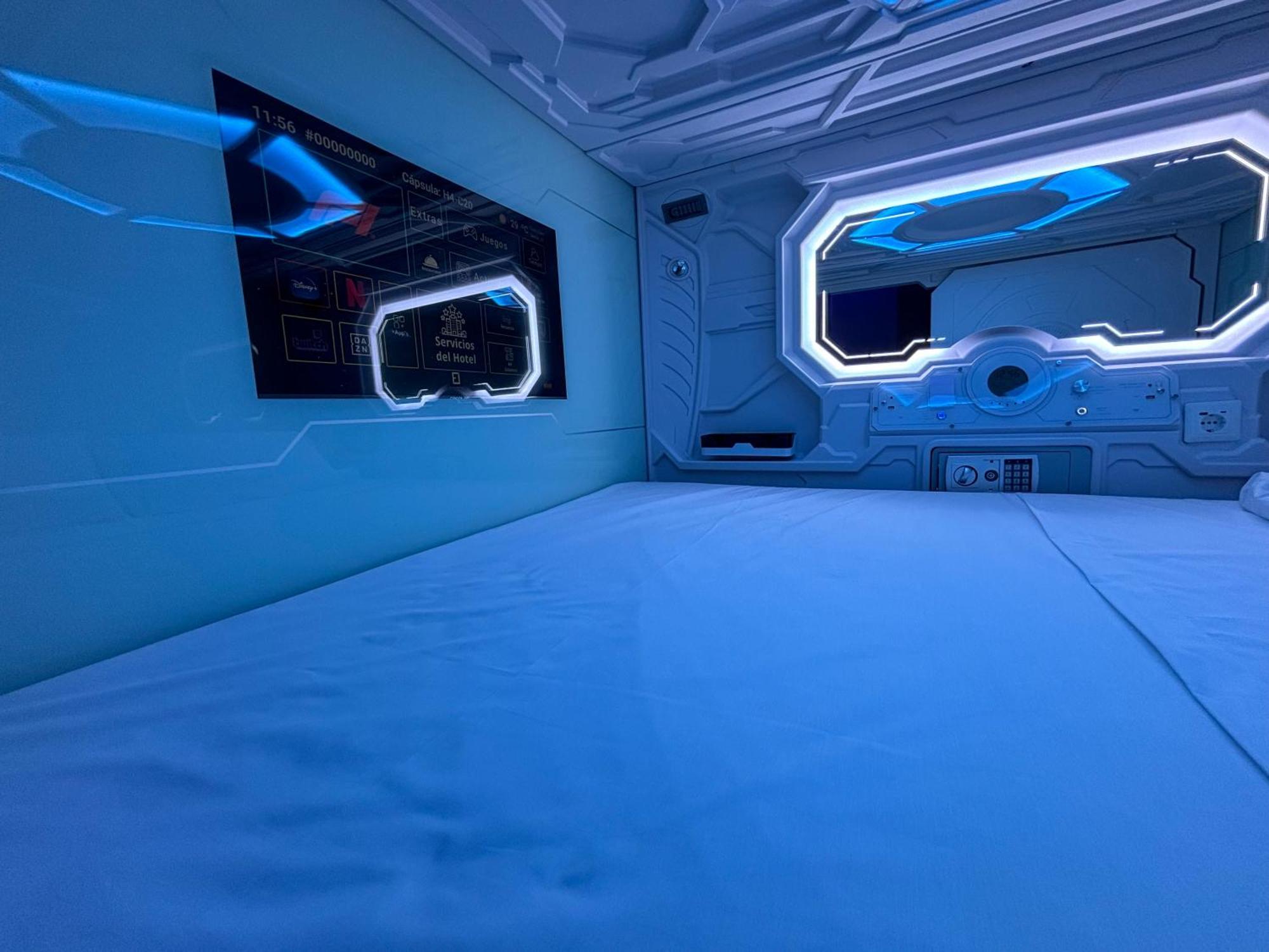 Capsule Deluxe Double Room