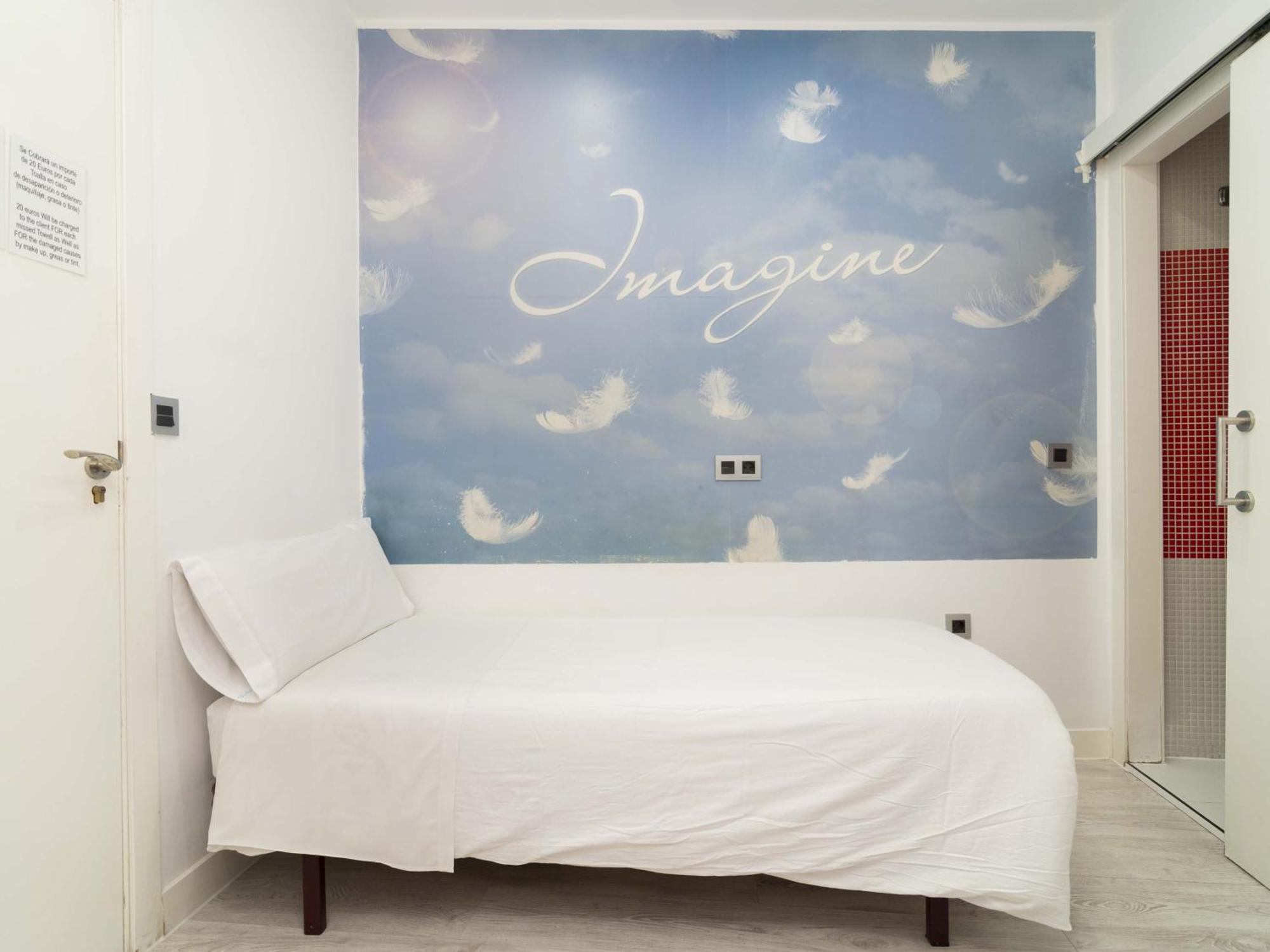 Small Single Room