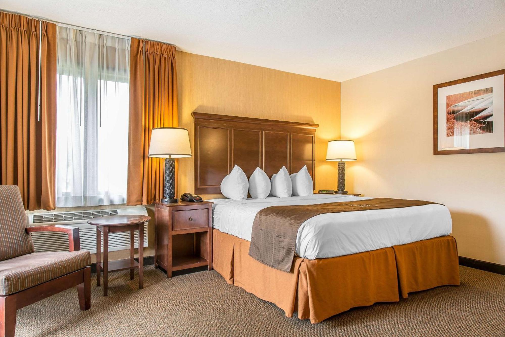 Superior King Room Lake View,1722951332:JPEG