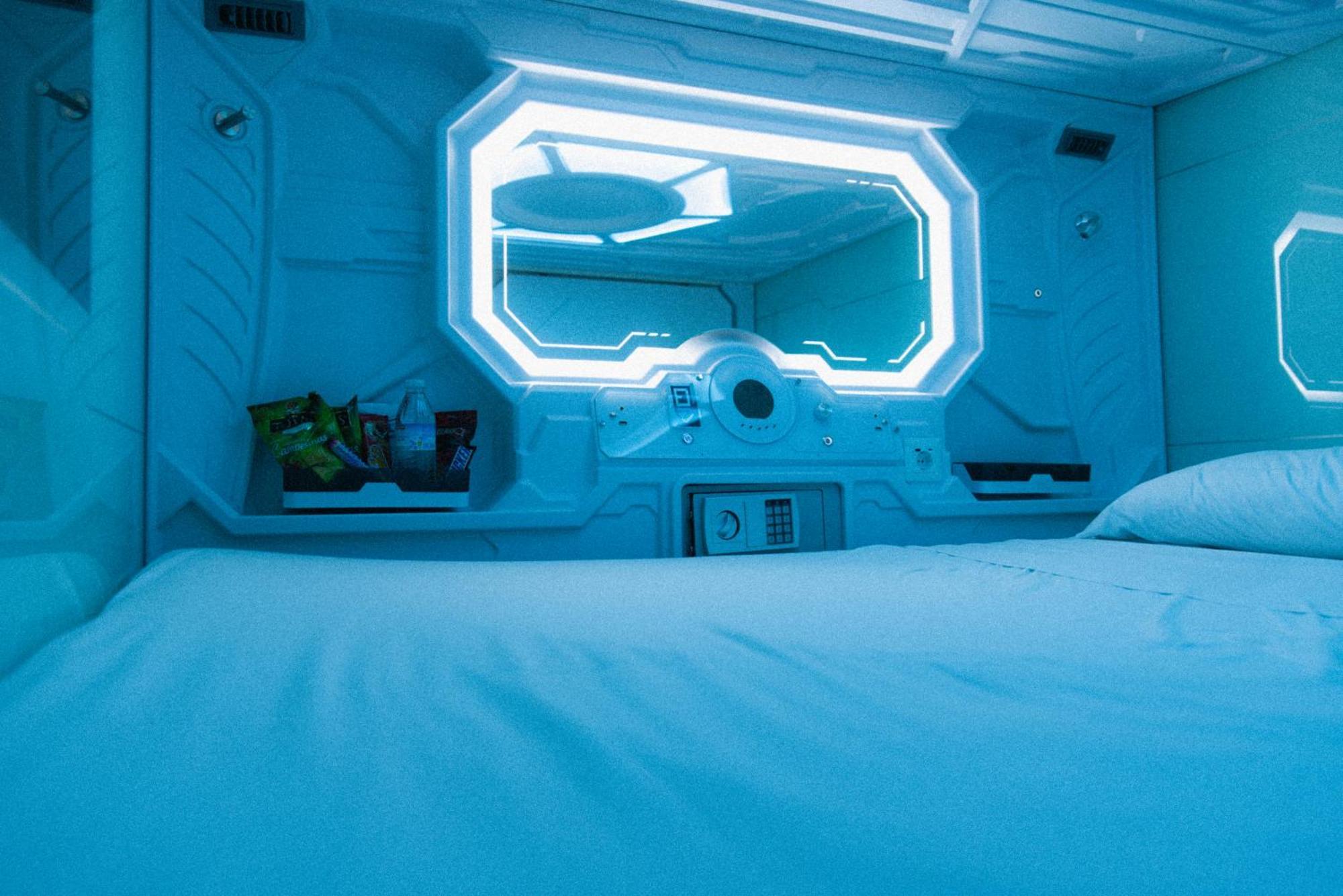 Capsule Deluxe Double Room