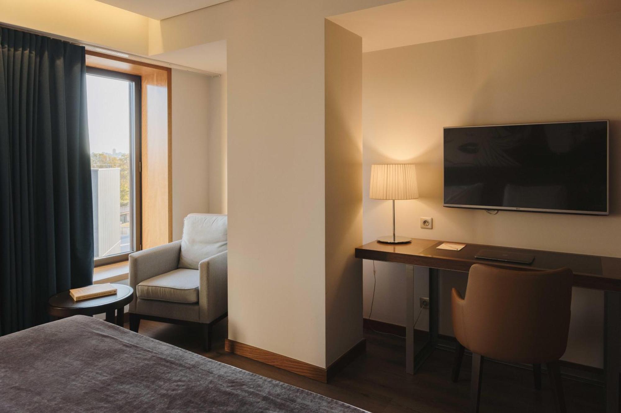 Suite,1625545319:JPEG