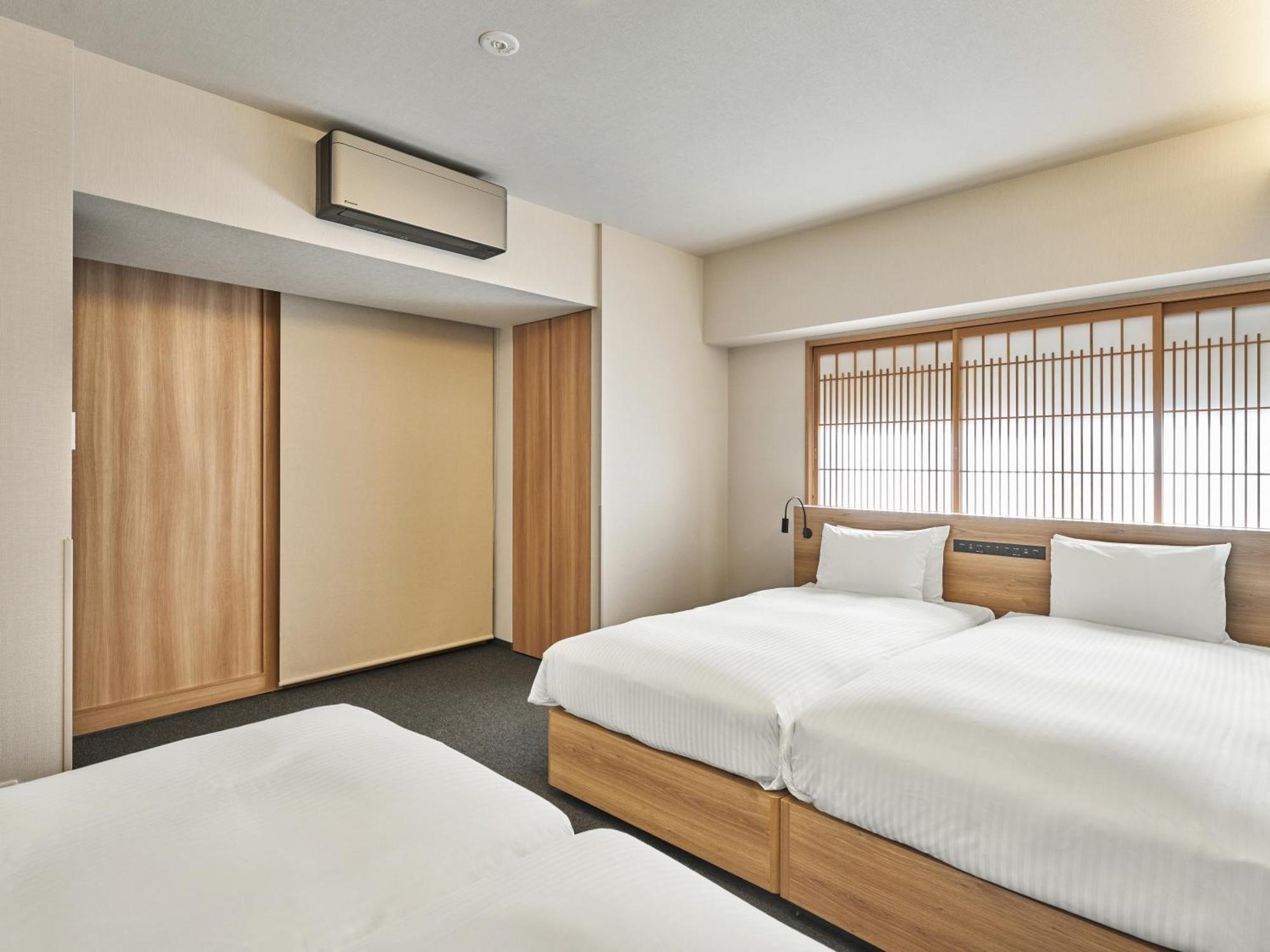 One Bedroom Apartment 4 Single-Beds