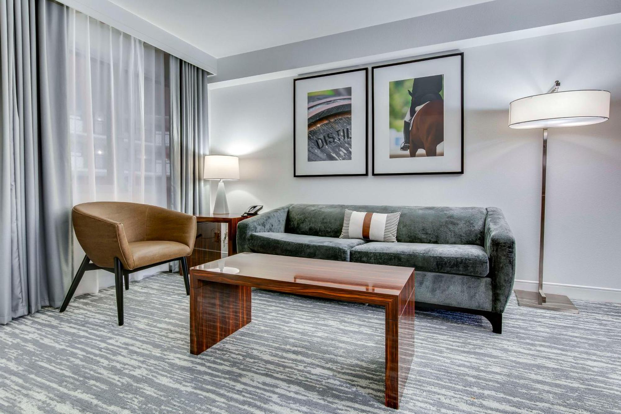 Two-Room King Suite - Non-Smoking,1628652312:JPEG