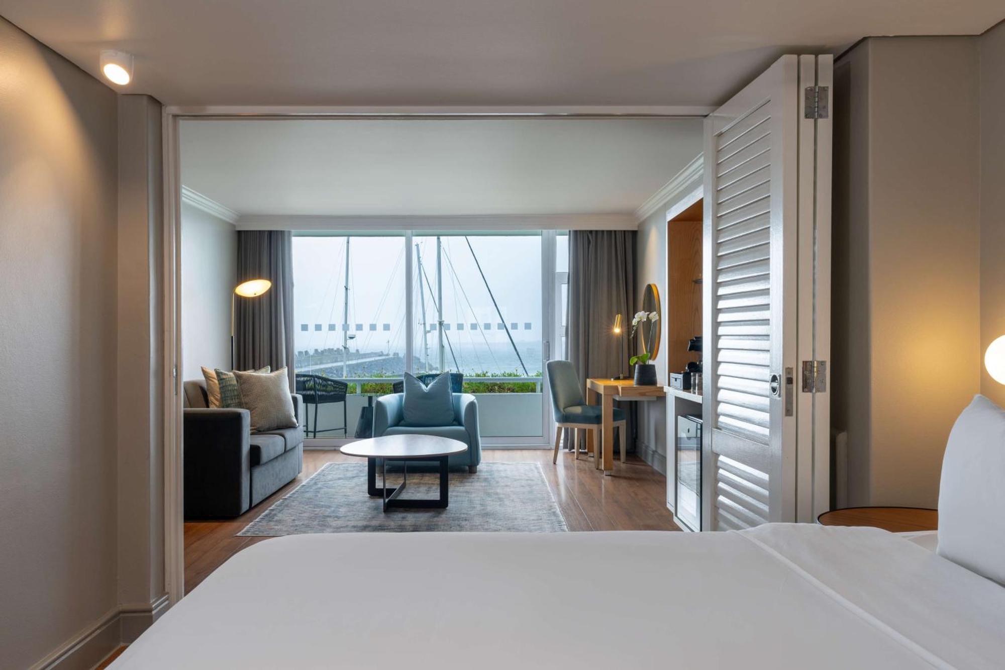 Junior Suite mit Balkon und Meerblick