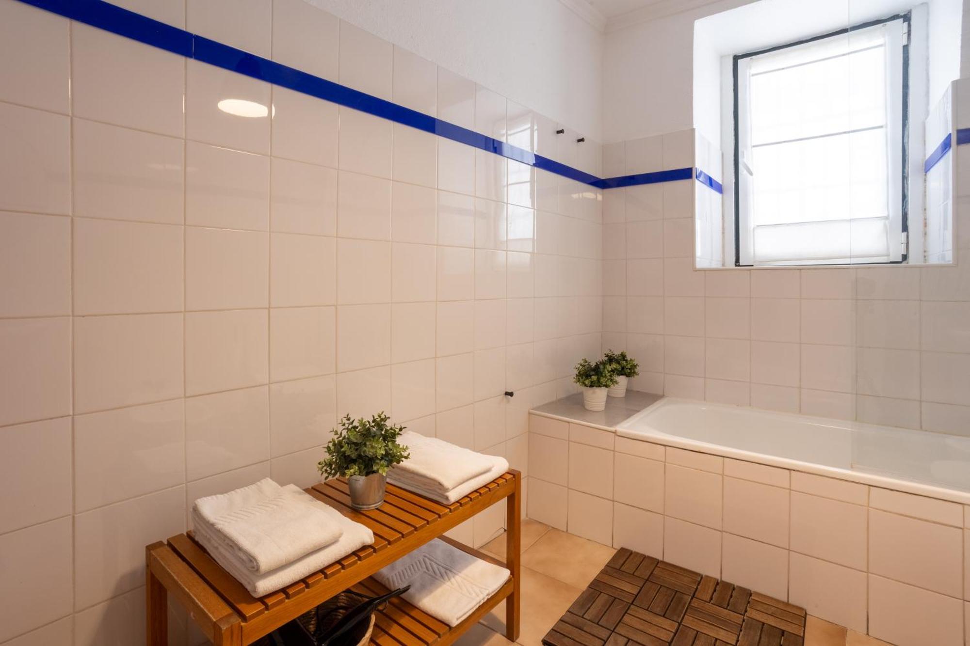 Tweepersoonskamer met 1 of 2 Bedden en Gedeelde Badkamer