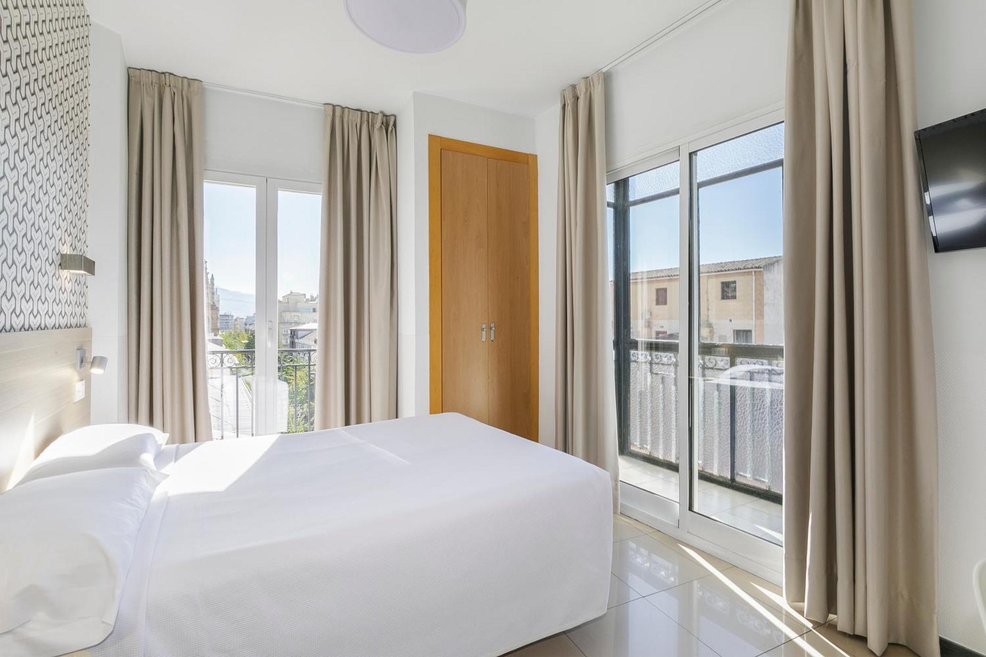 Double Room Alhambra View