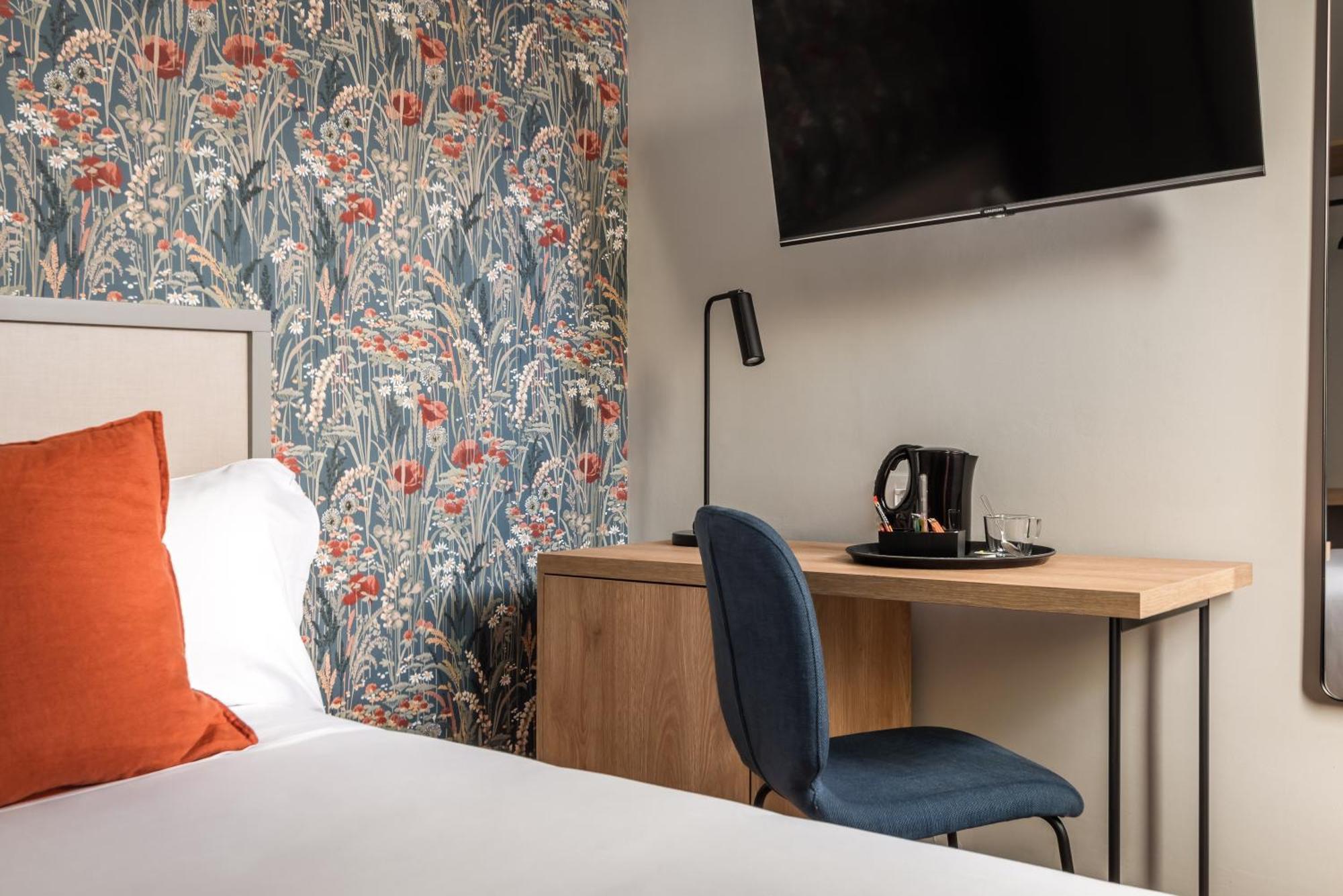 Superior Single Room
