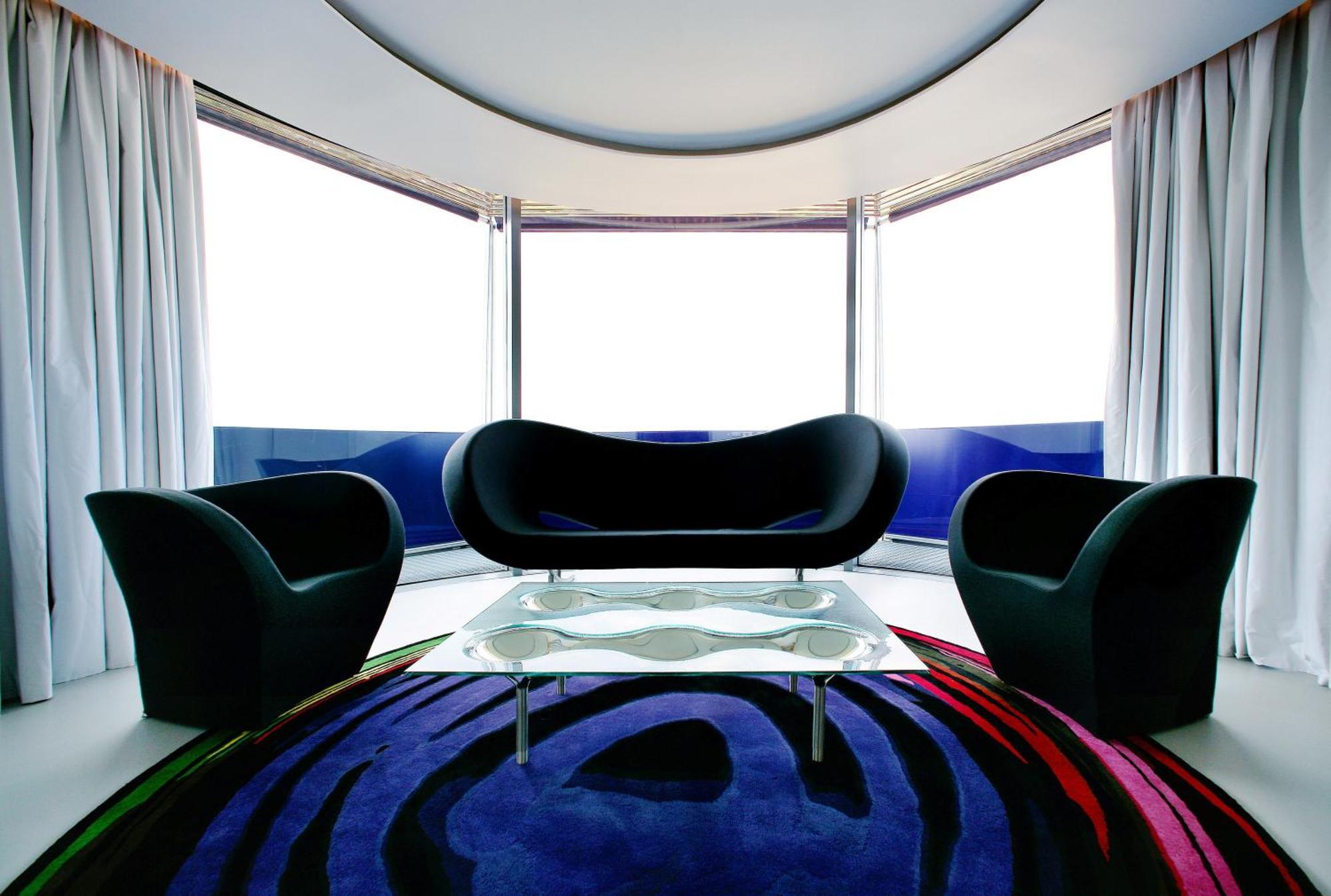 Junior Suite Executive Lounge Access