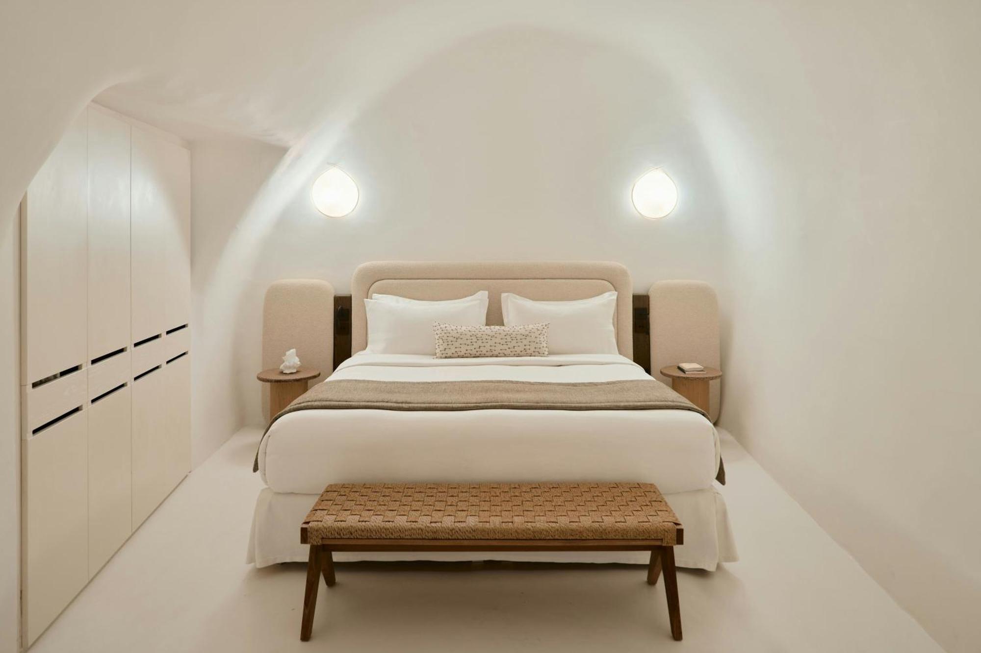 Wet Allure Suite 1 Bedroom Suite 1 King Caldera view Sea view