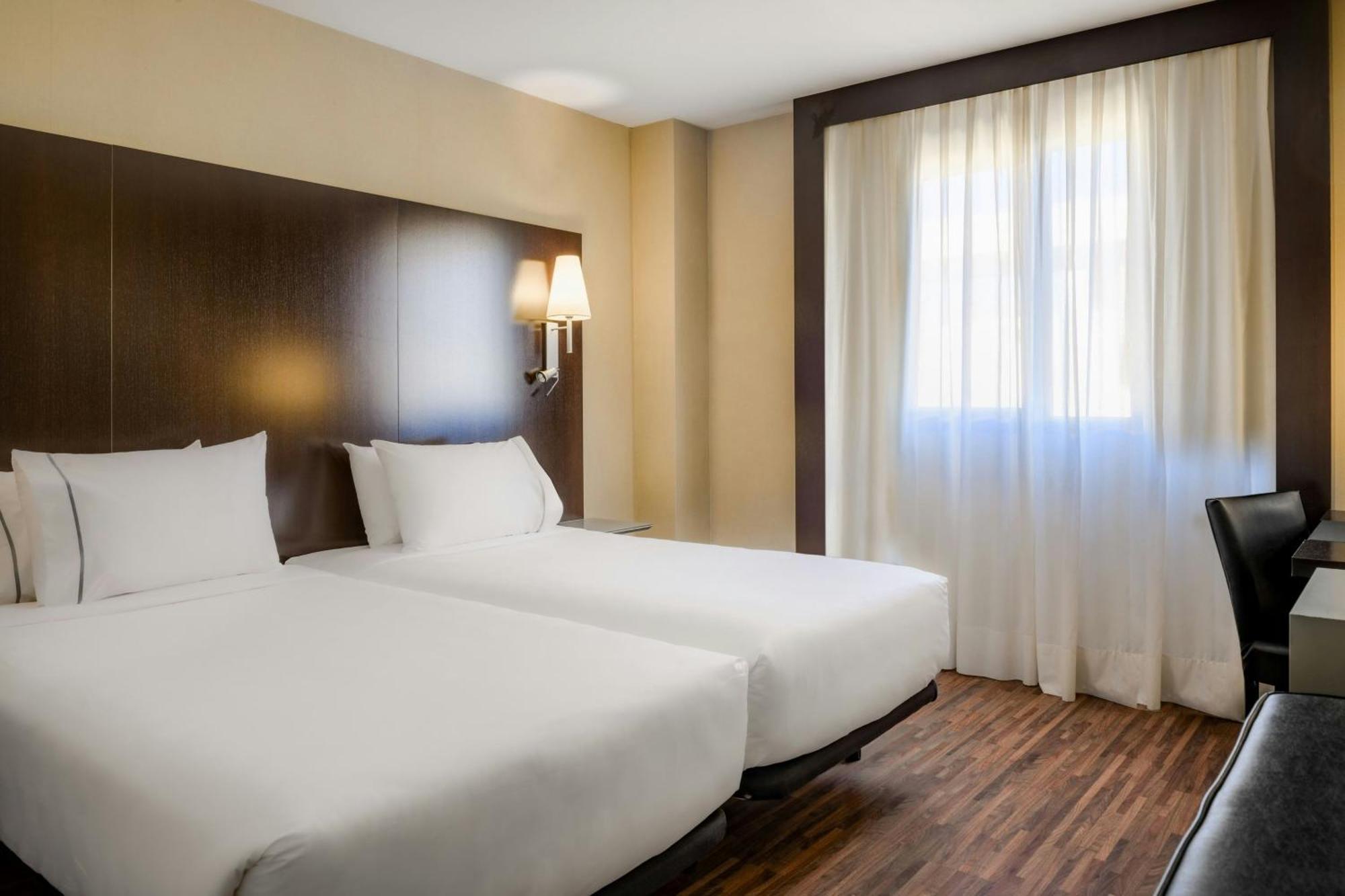 Standard Twin Guest room 2 Twin or Single Beds