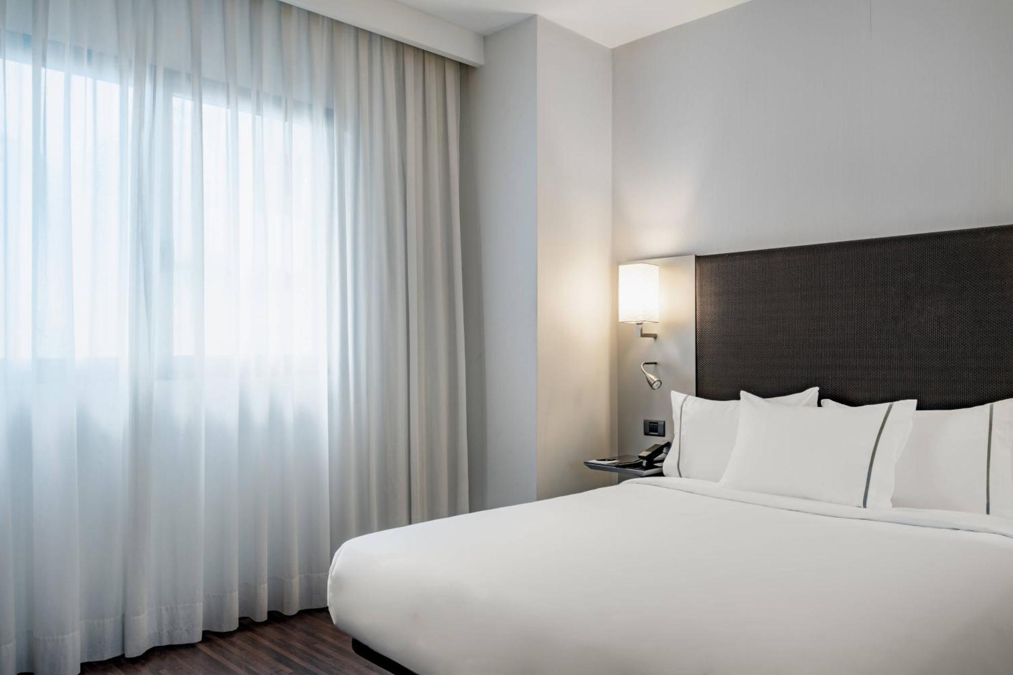 Standard Room Queen Guest room 1 Queen