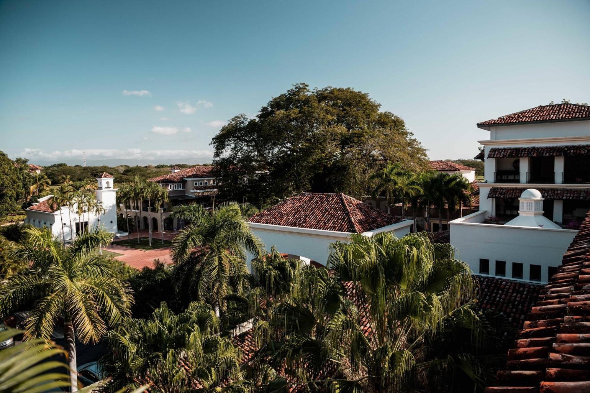 Resort View 1 King