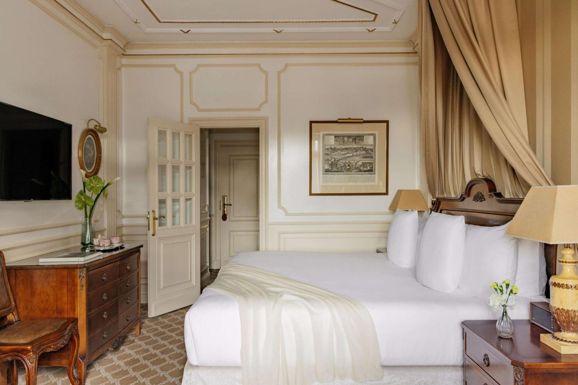 Supreme Room,1645648356:JPEG