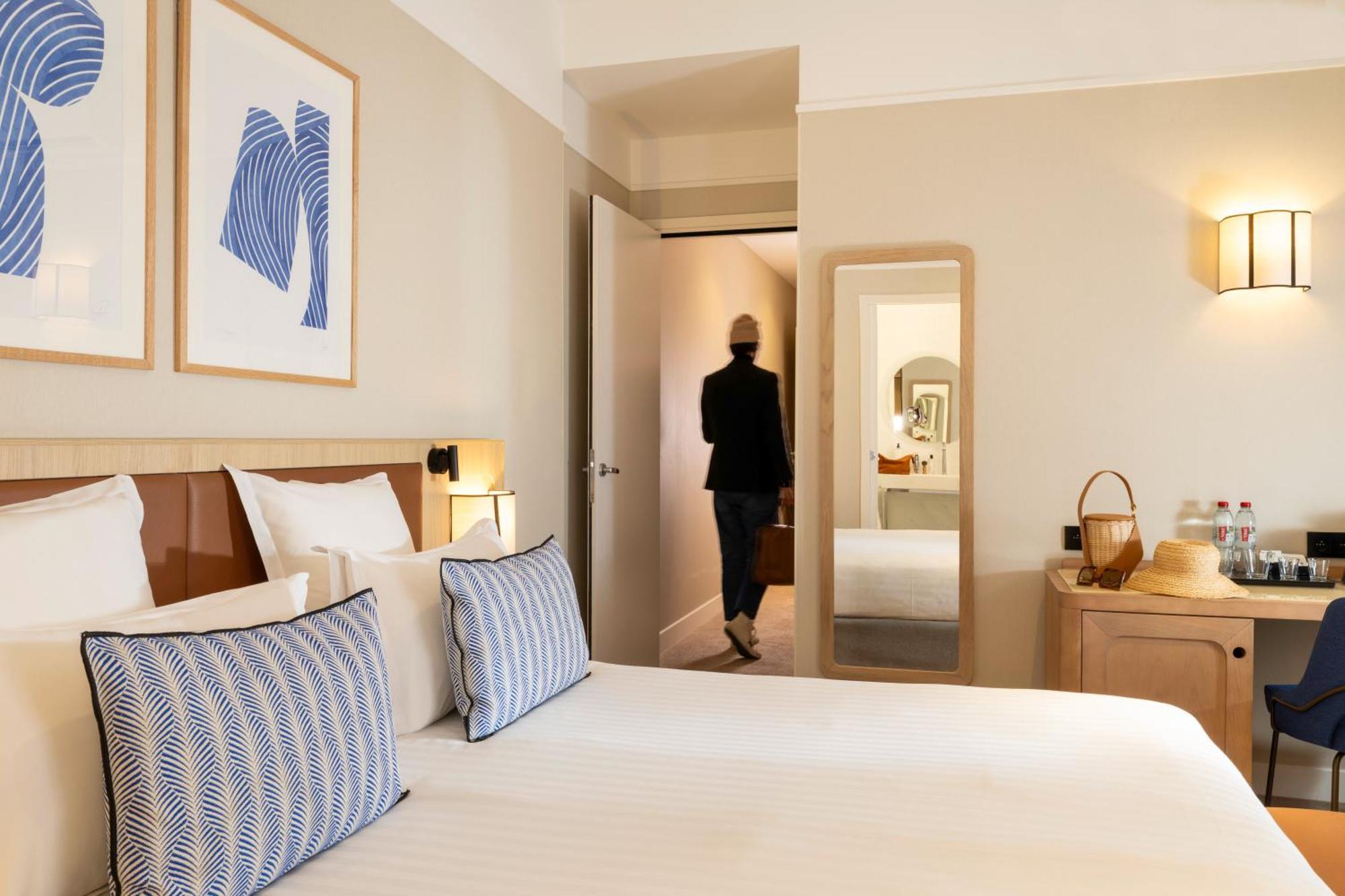 Deluxe double or Twin Room