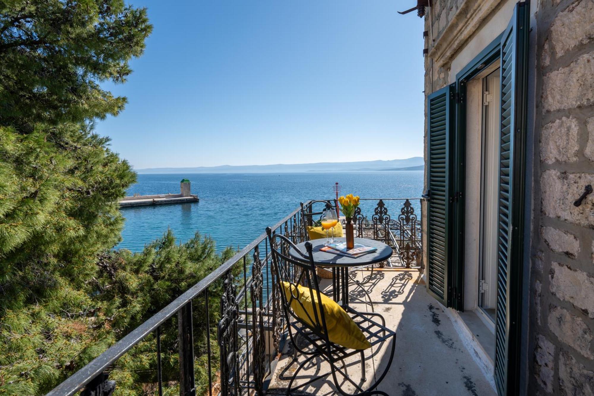 Triple Room Balcony