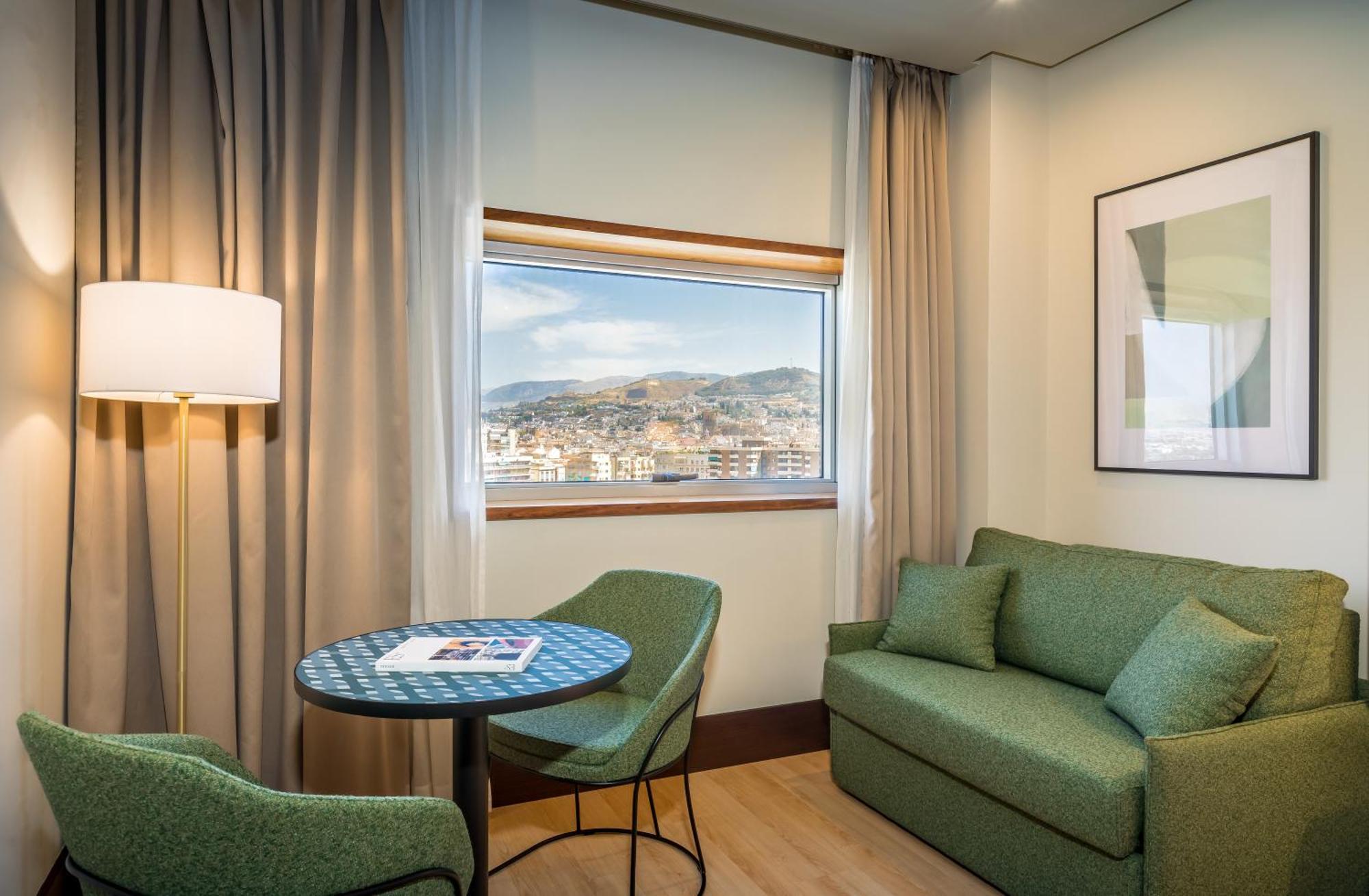 Deluxe Room a View
