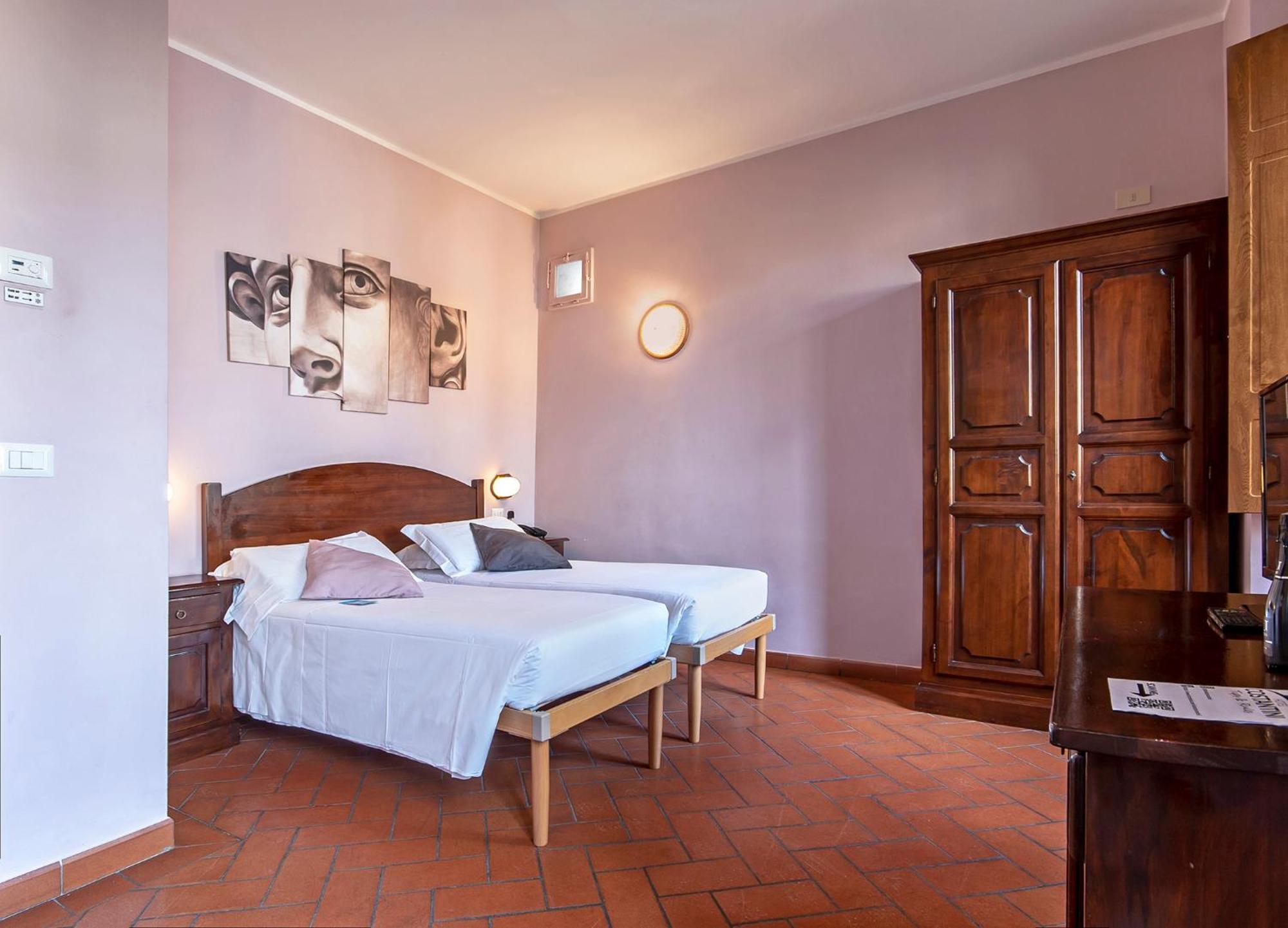 Double Room Duomo side view