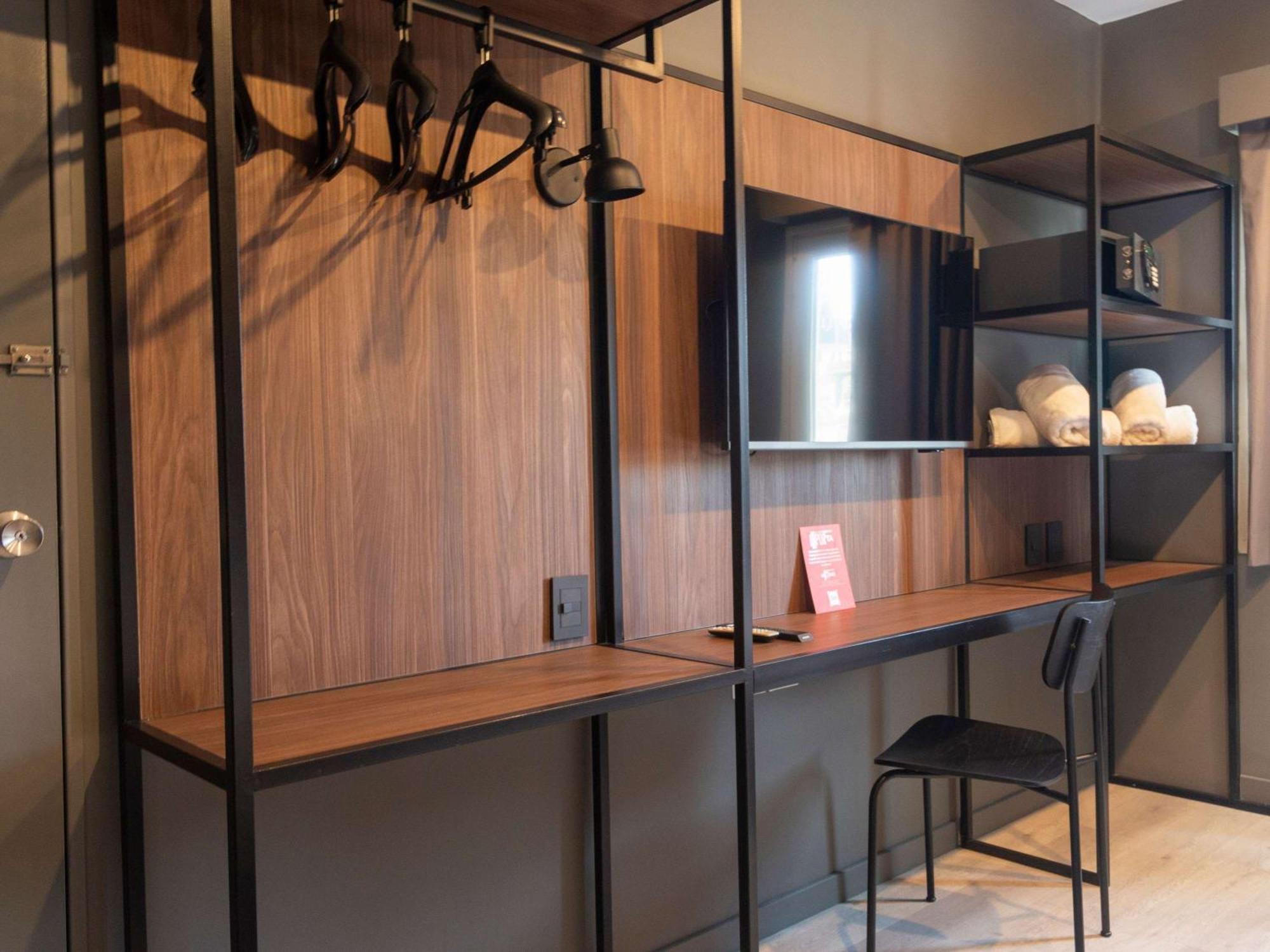 Quarto Standard com 4 Camas Individuais