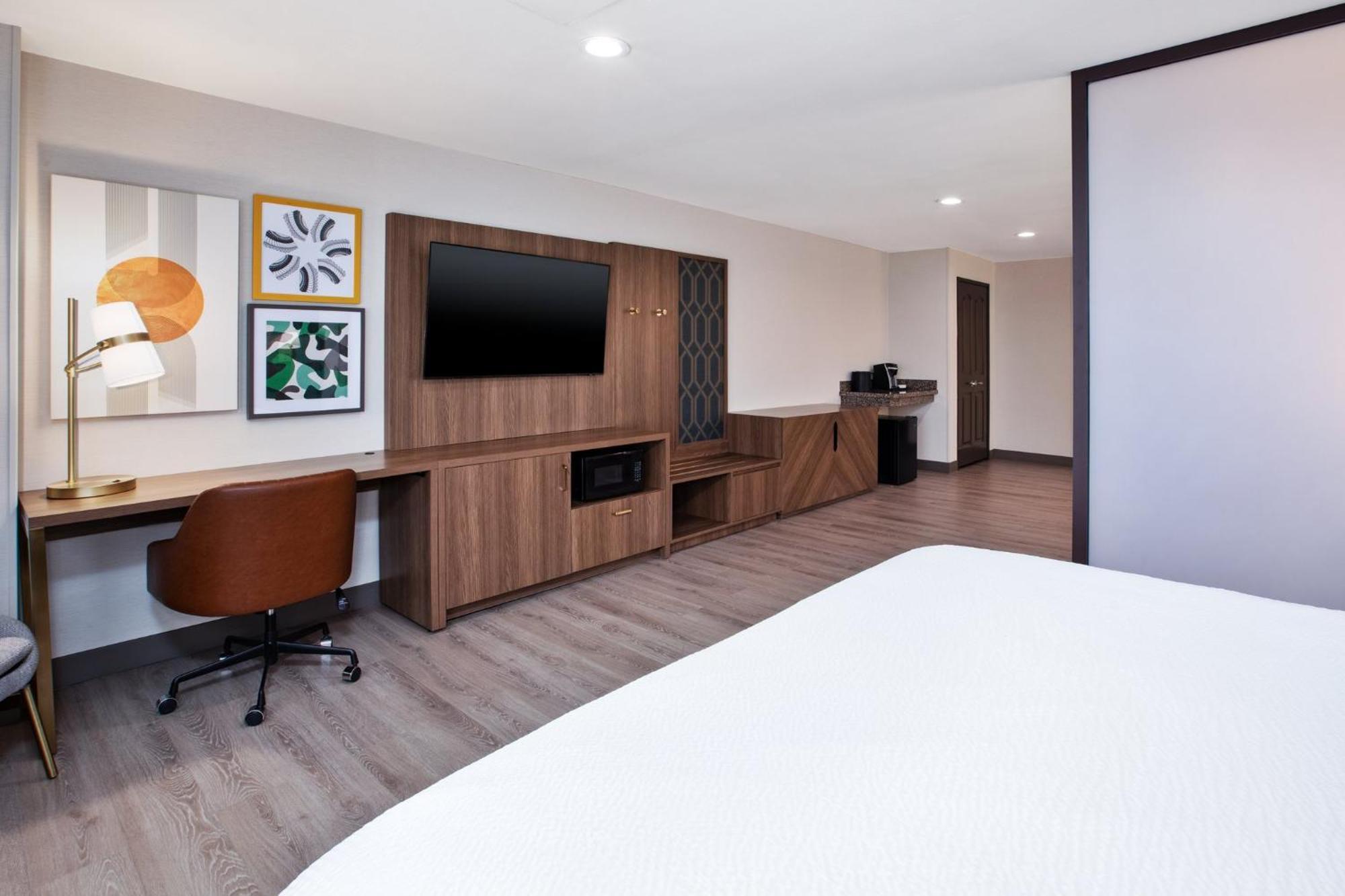 Executive King Suite