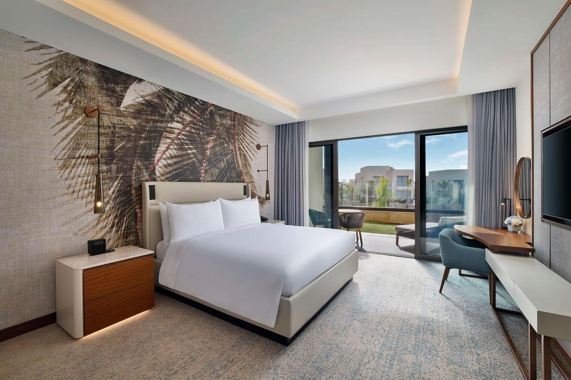 Deluxe King Room Mobility Access