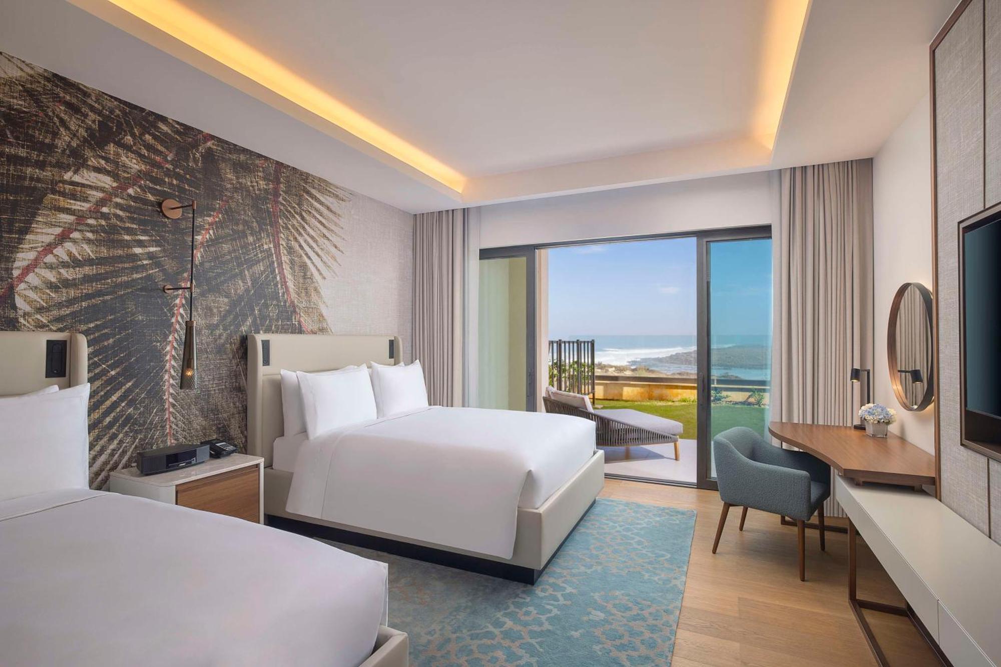 Deluxe Queen Room Two Queen Beds Ocean View