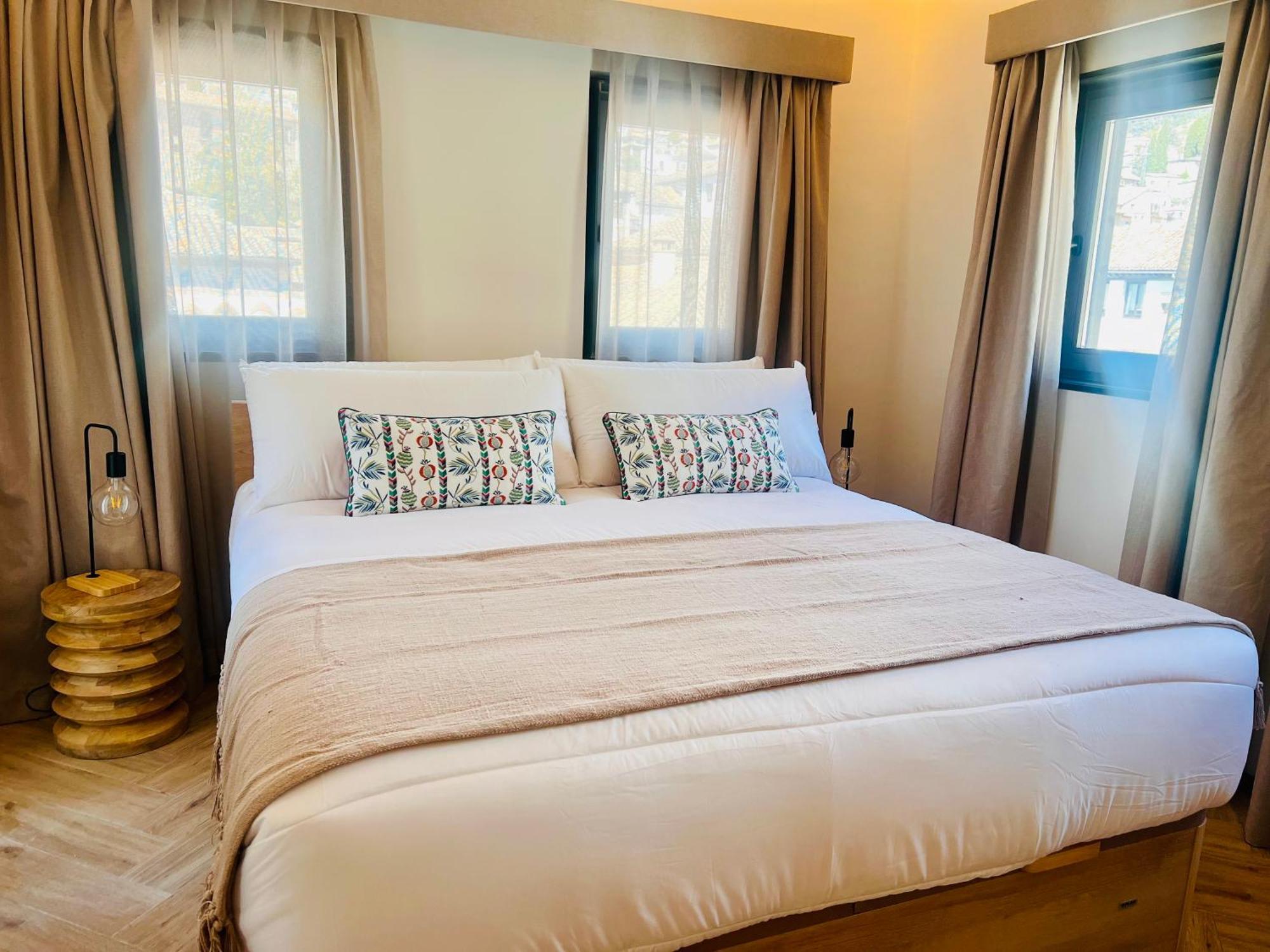 Deluxe Double Room Balcony