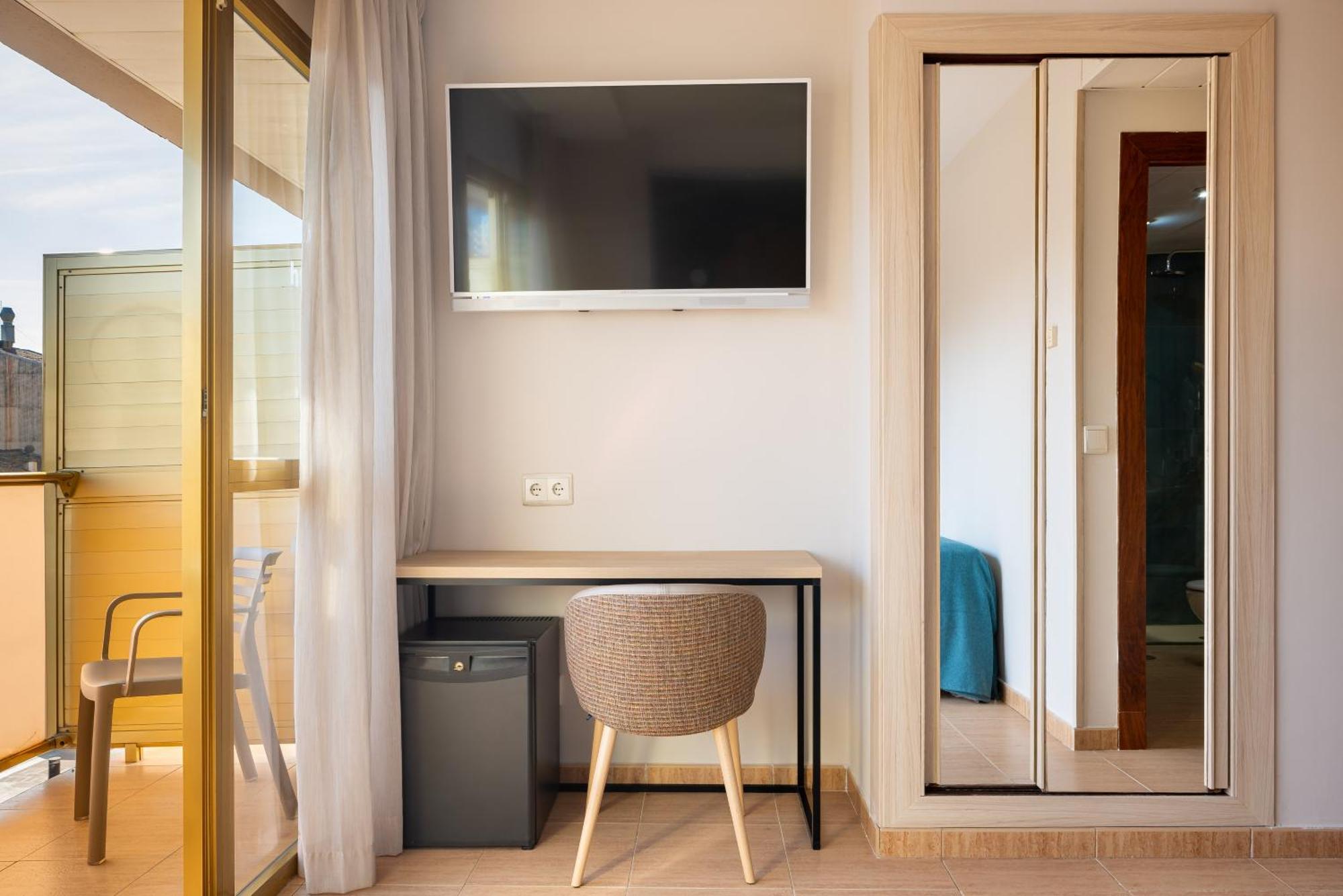 Superior Single Room