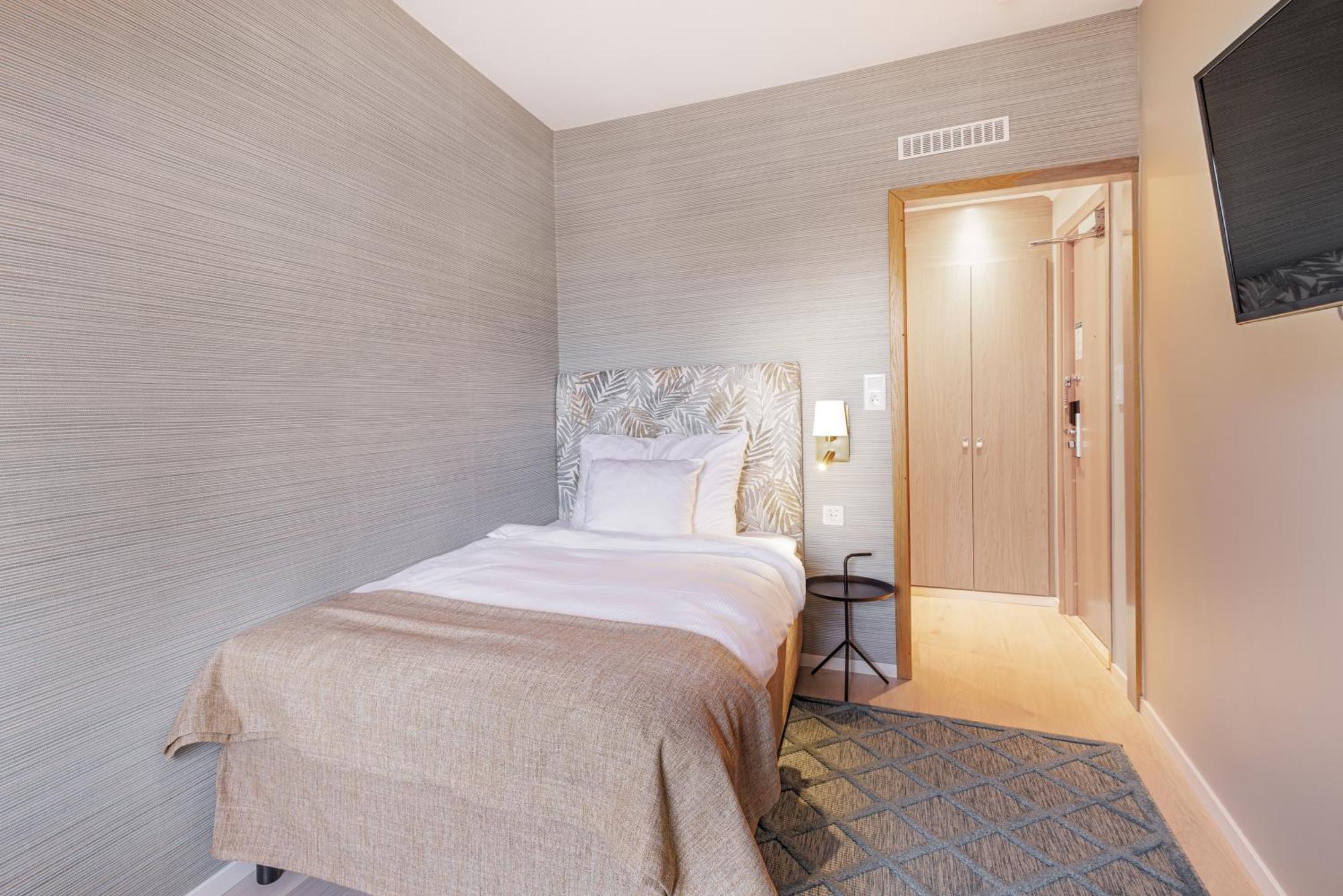 Compact Single Room