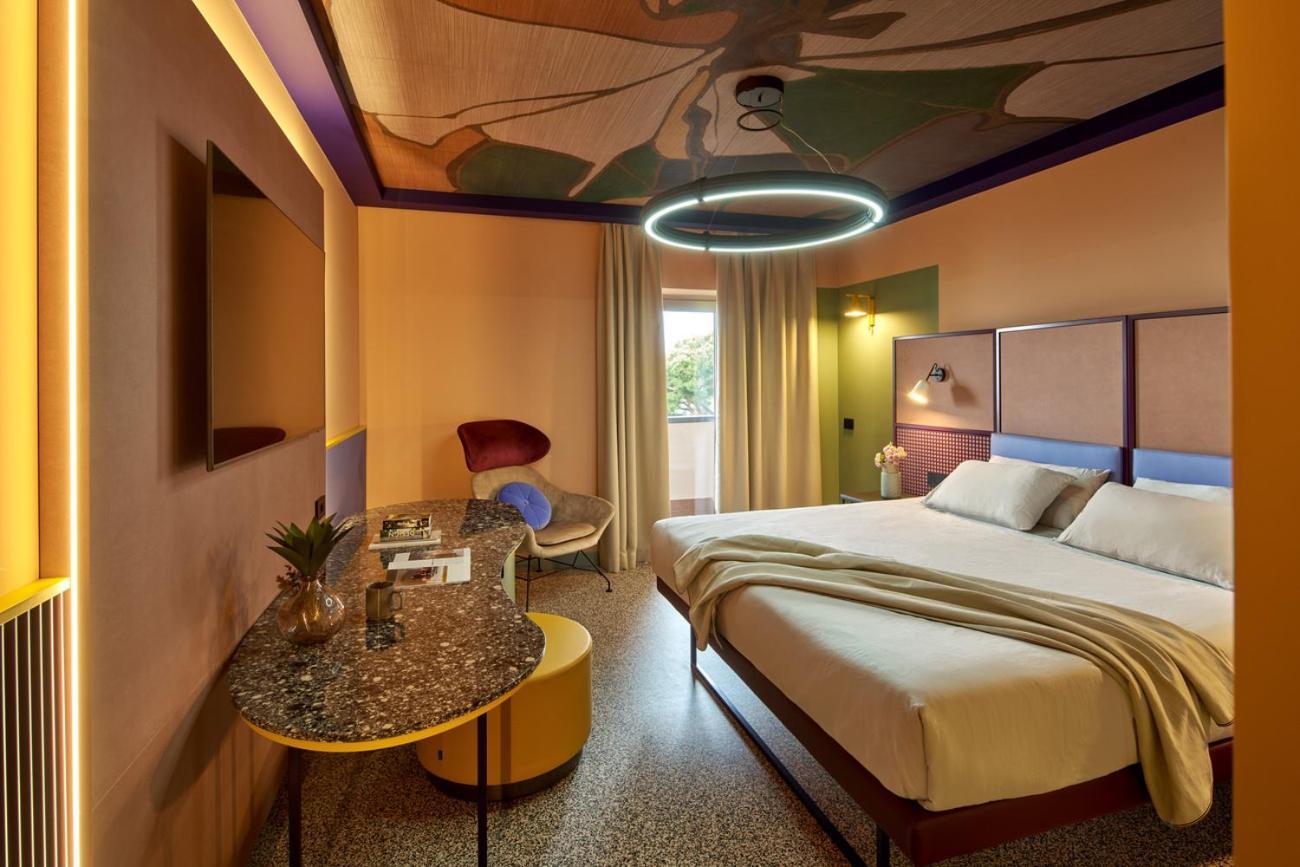 Double Room Lake View
