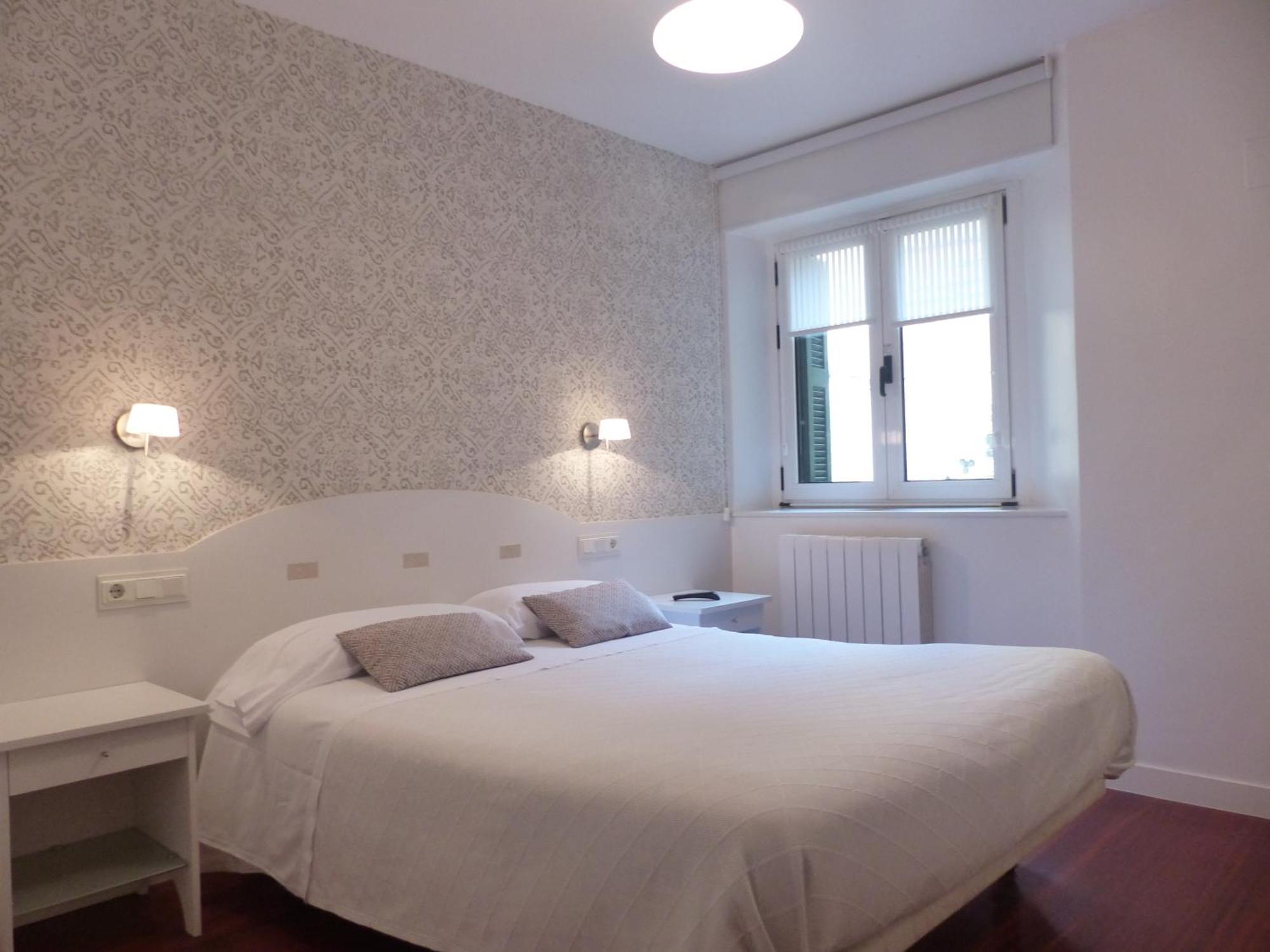Double Room Private Bathroom