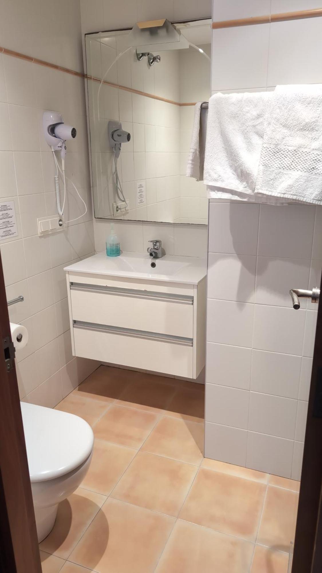 Triple Room Private Bathroom