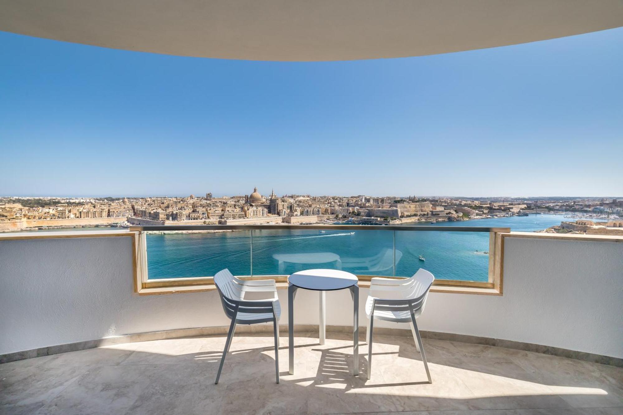 Camera Premium Matrimoniale/Doppia con Letti Singoli con Vista Mare