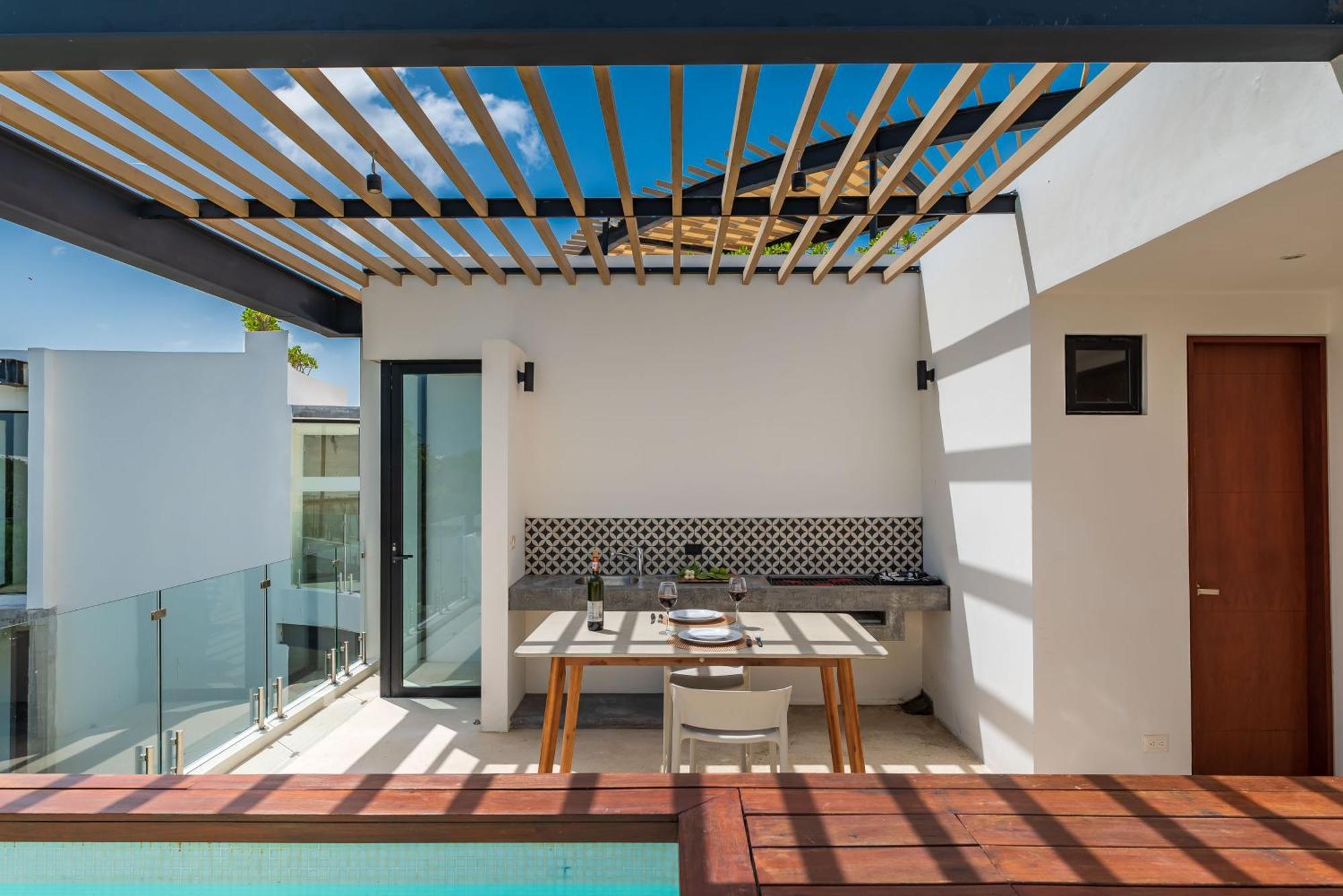 Studio Terrace