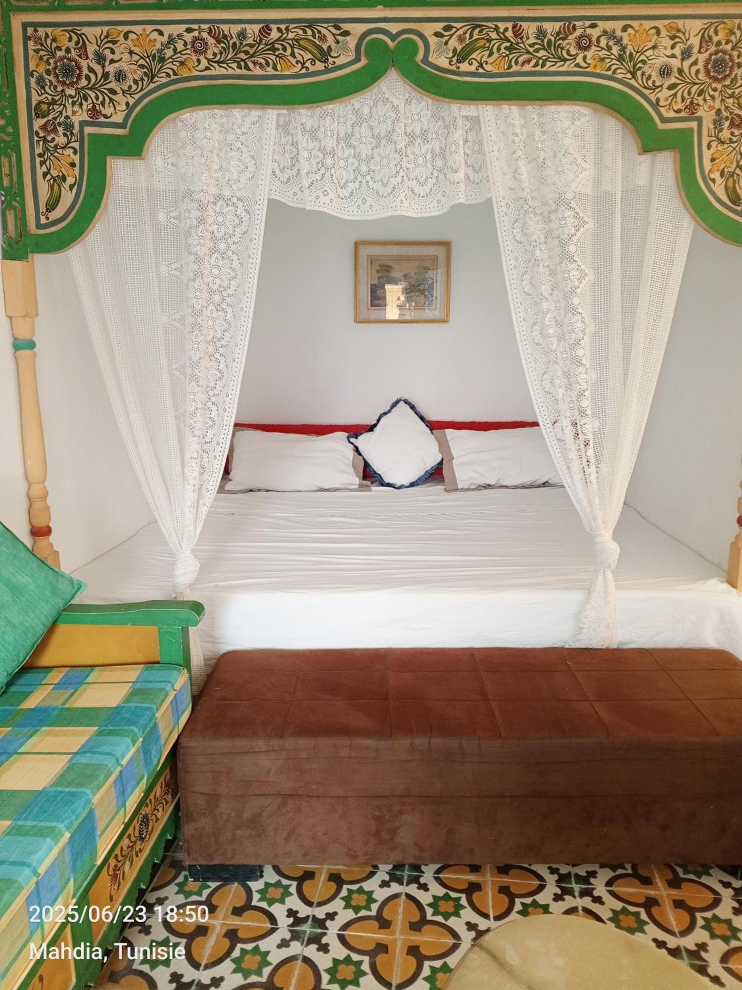 Deluxe Family Suite