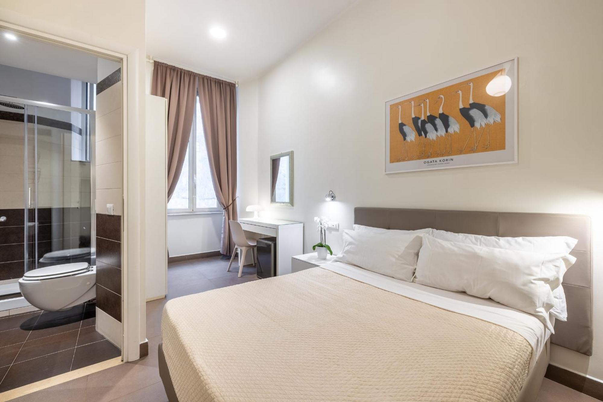 Small Double Room French Bed