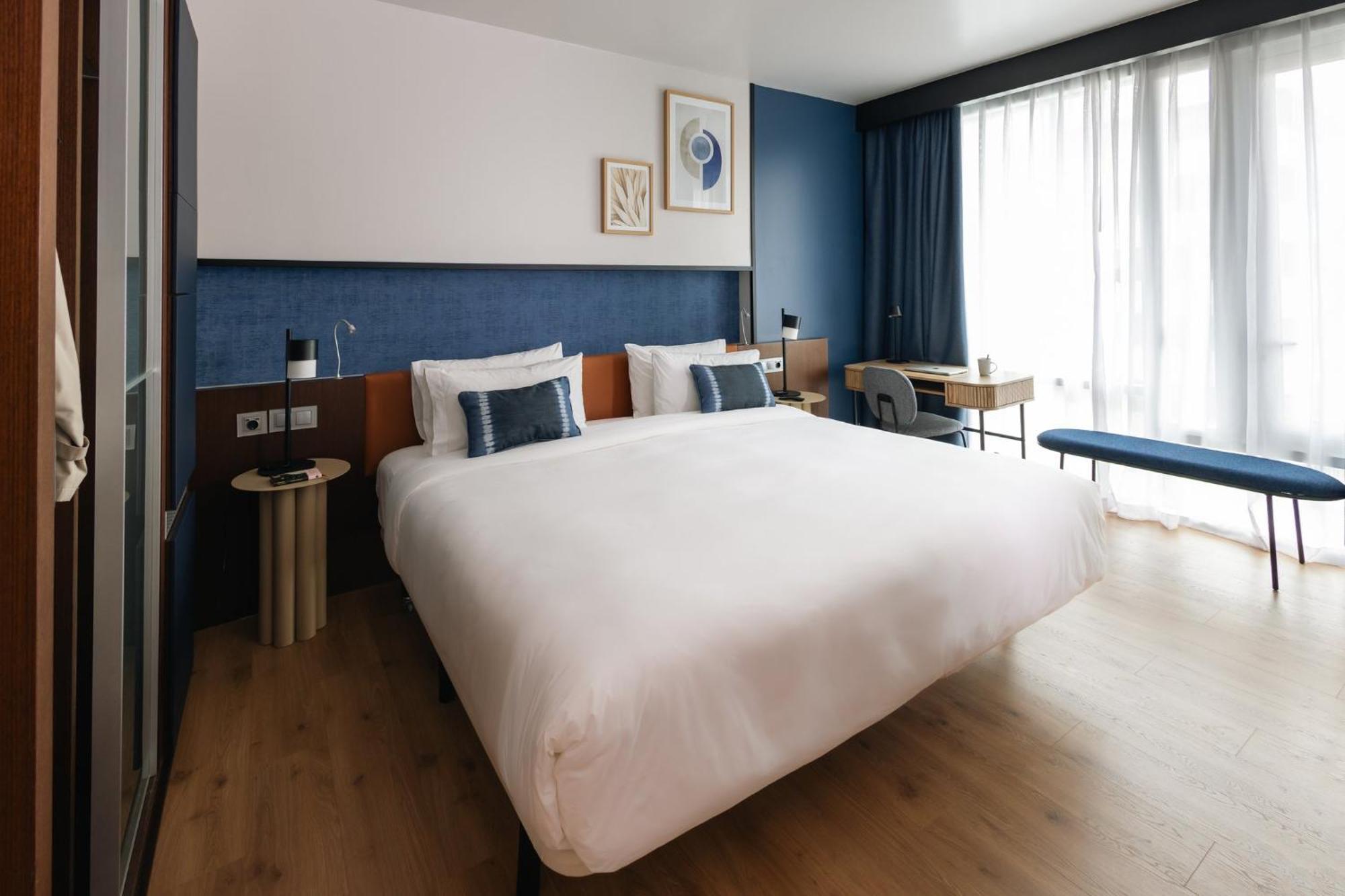 Premium Room