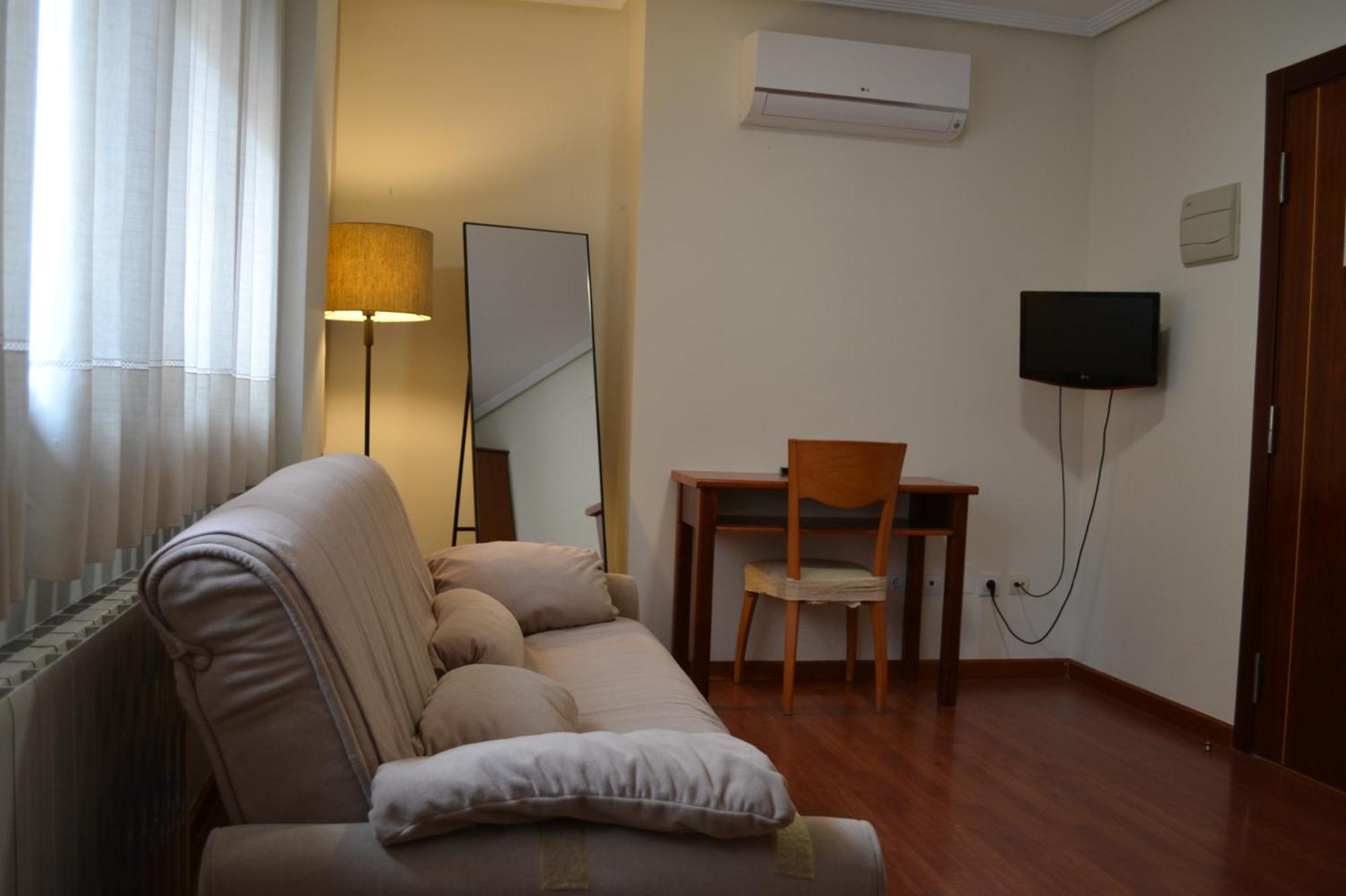 Standard Twin Room Sofa