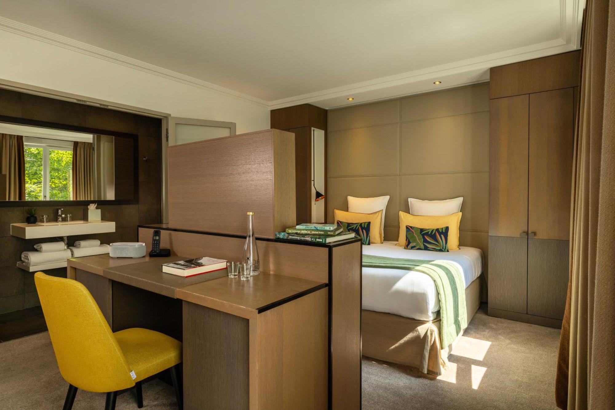Deluxe Double or Twin Room