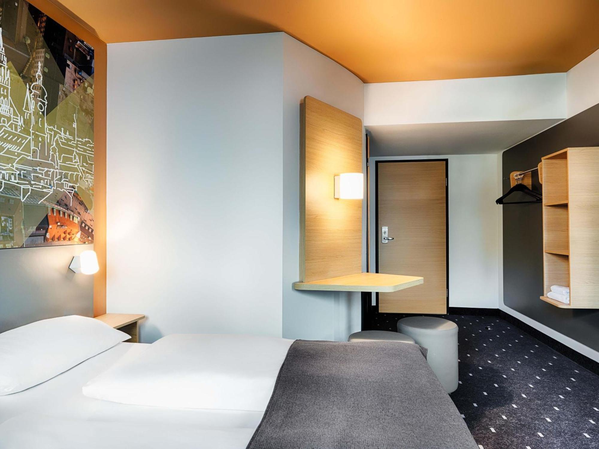 Quarto Duplo