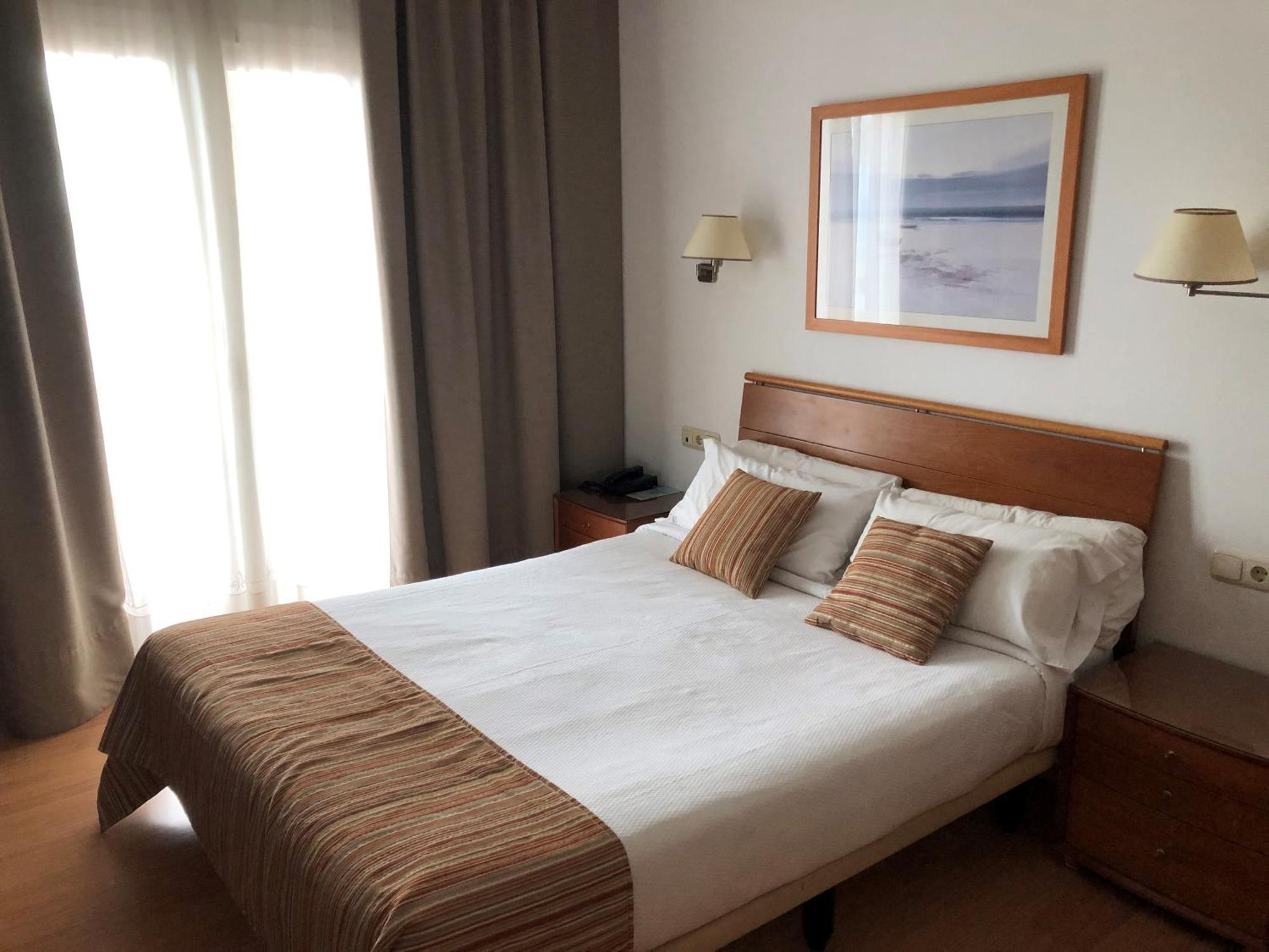 Double or Twin Room Terrace Sea View