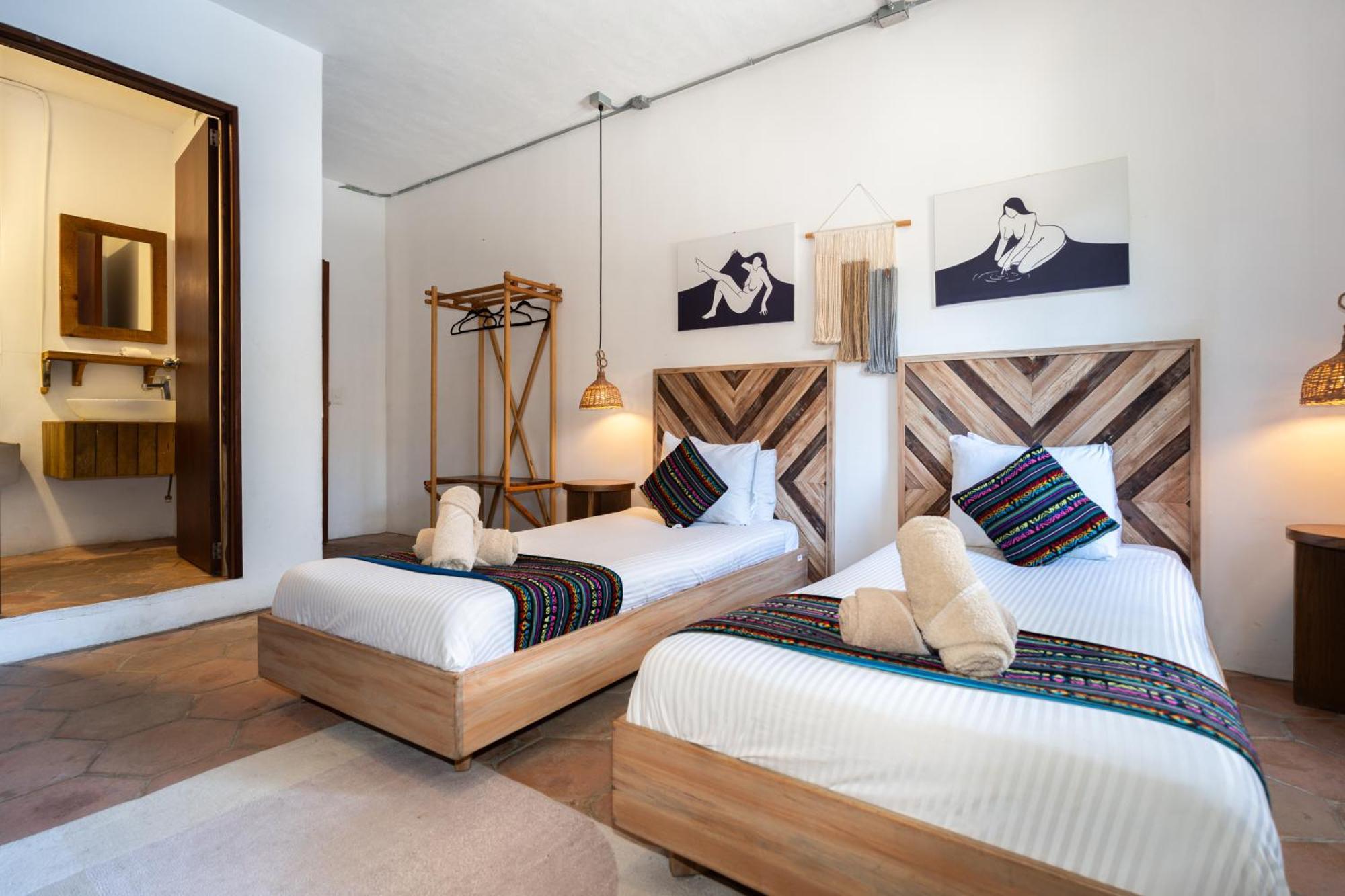 Chambre Standard Quadruple - Salle de Bains Privative