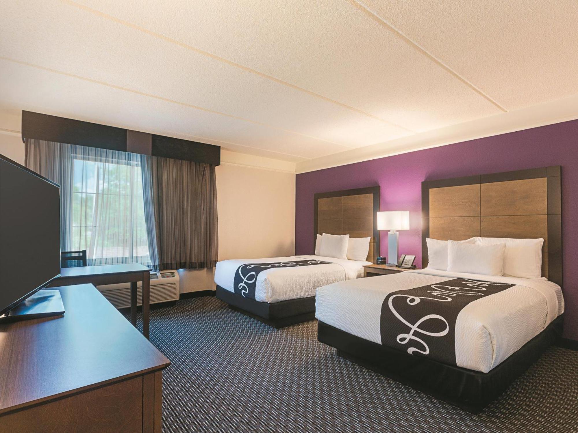 Double Room Two Double Beds Non-Smoking
