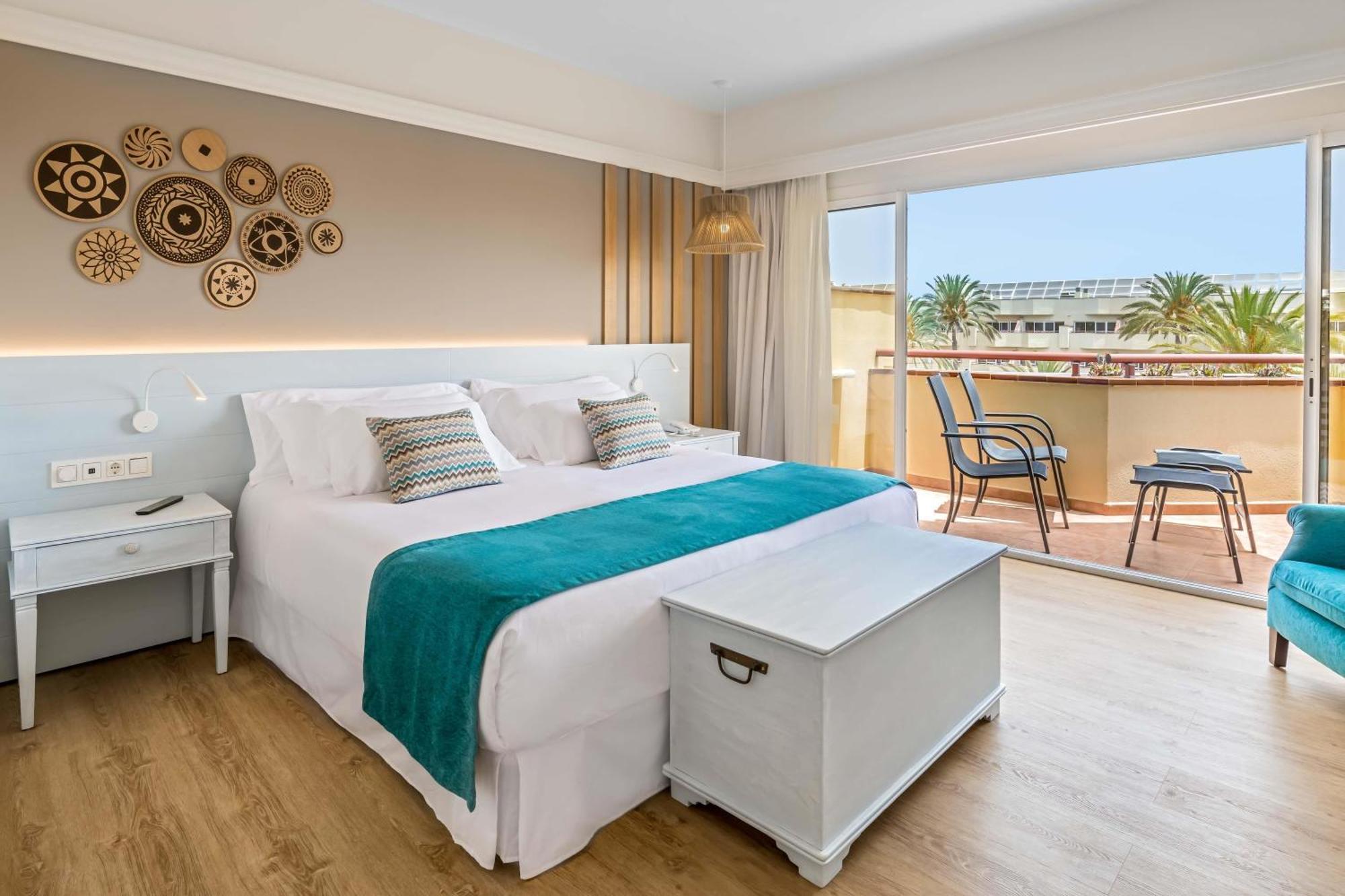 Double Room Pool View